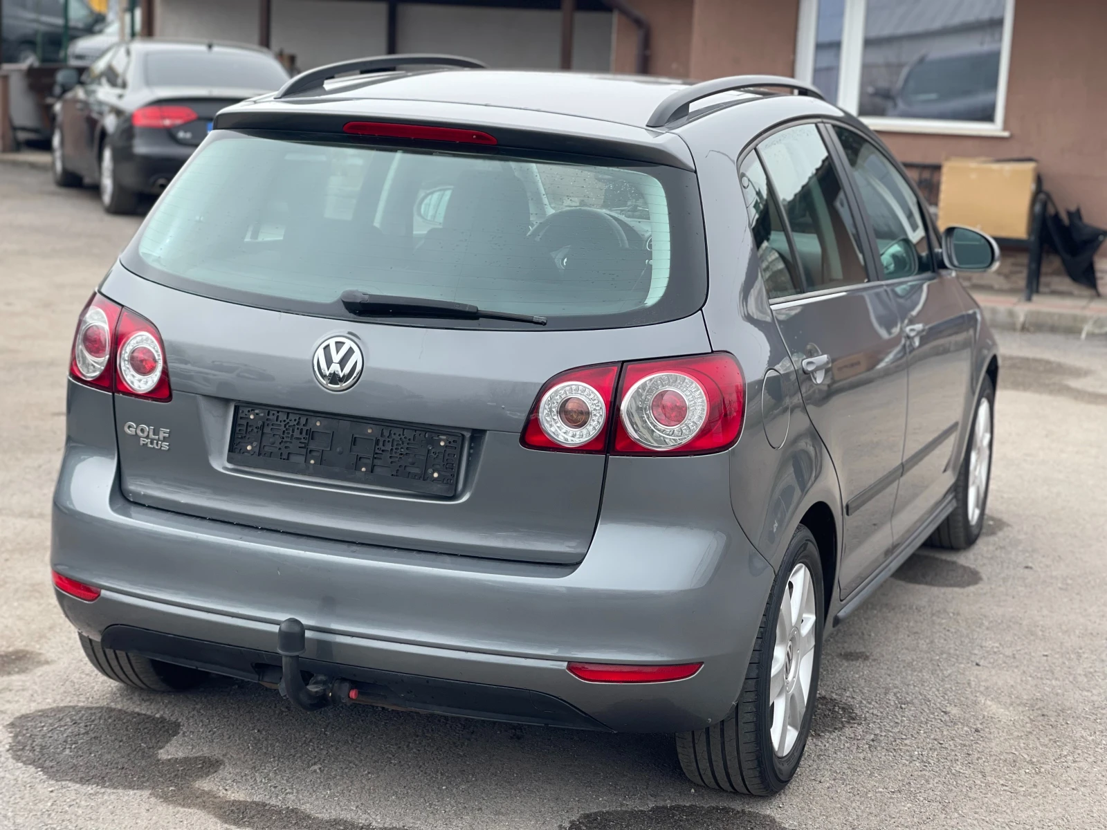 VW Golf Plus 1.4i, снимка 5 - Автомобили и джипове - 44822526
