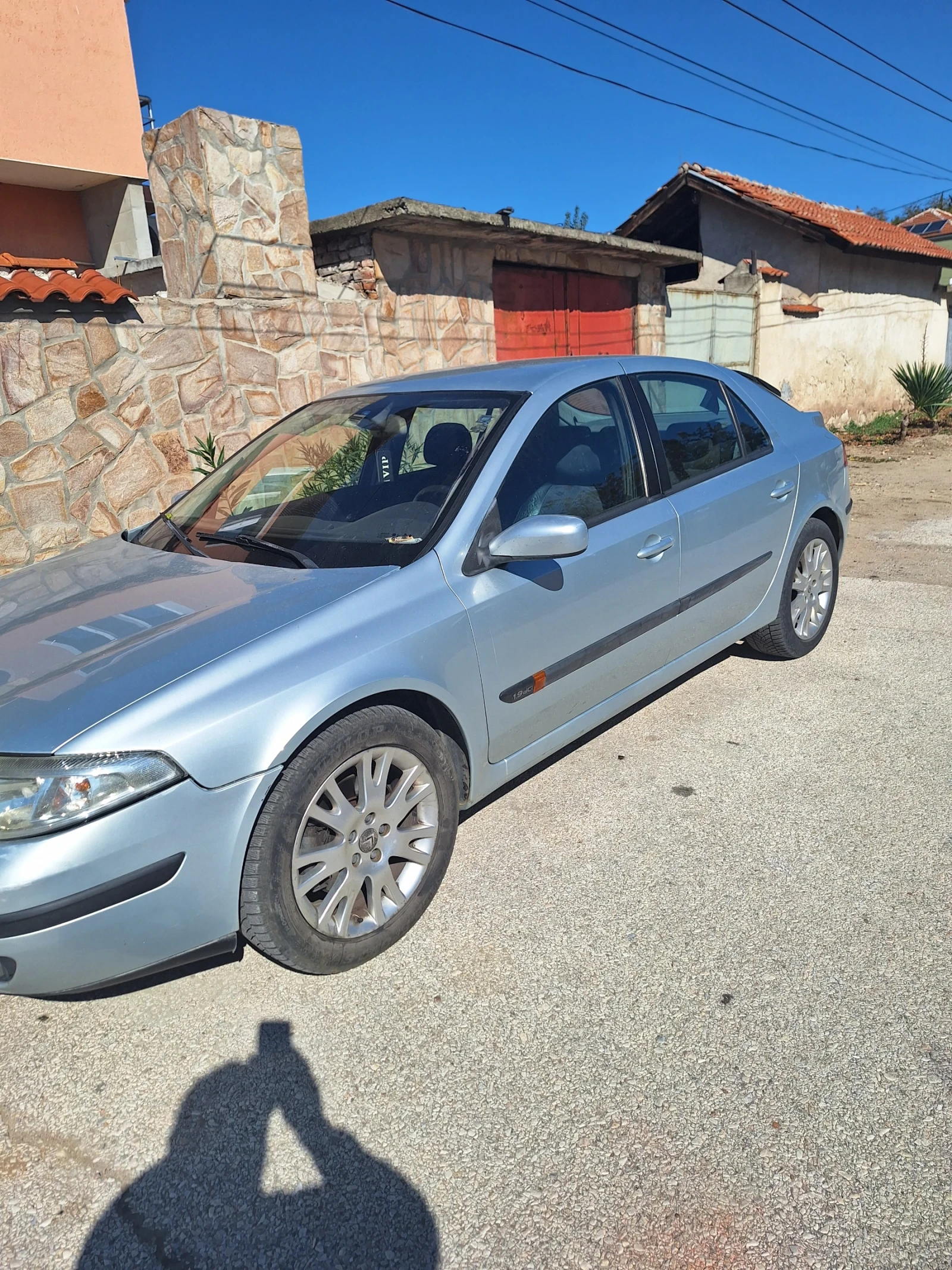 Renault Laguna 1.9 - изображение 2