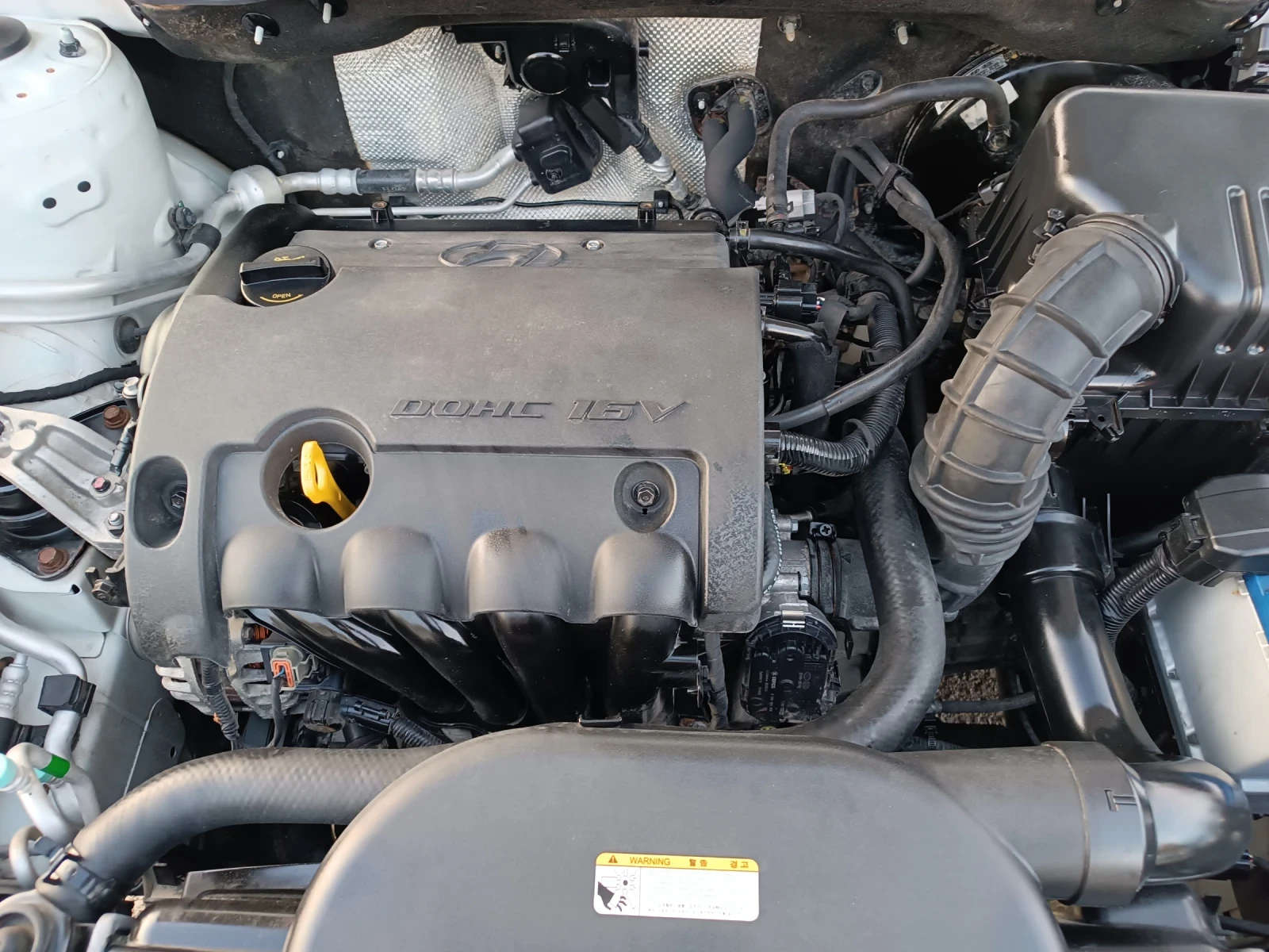 Hyundai I30 1.6i 6  | Mobile.bg   15