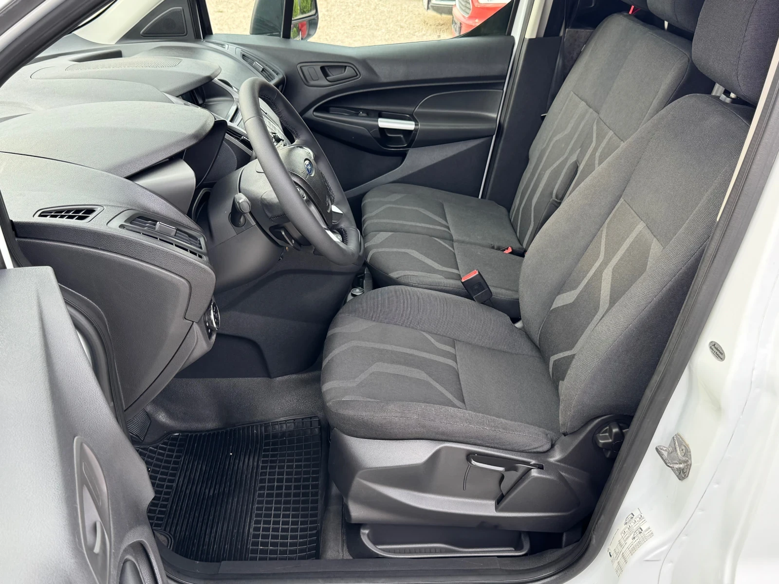 Ford Connect 1.5TDCI AVTOMAT EURO-6 LONG - изображение 10