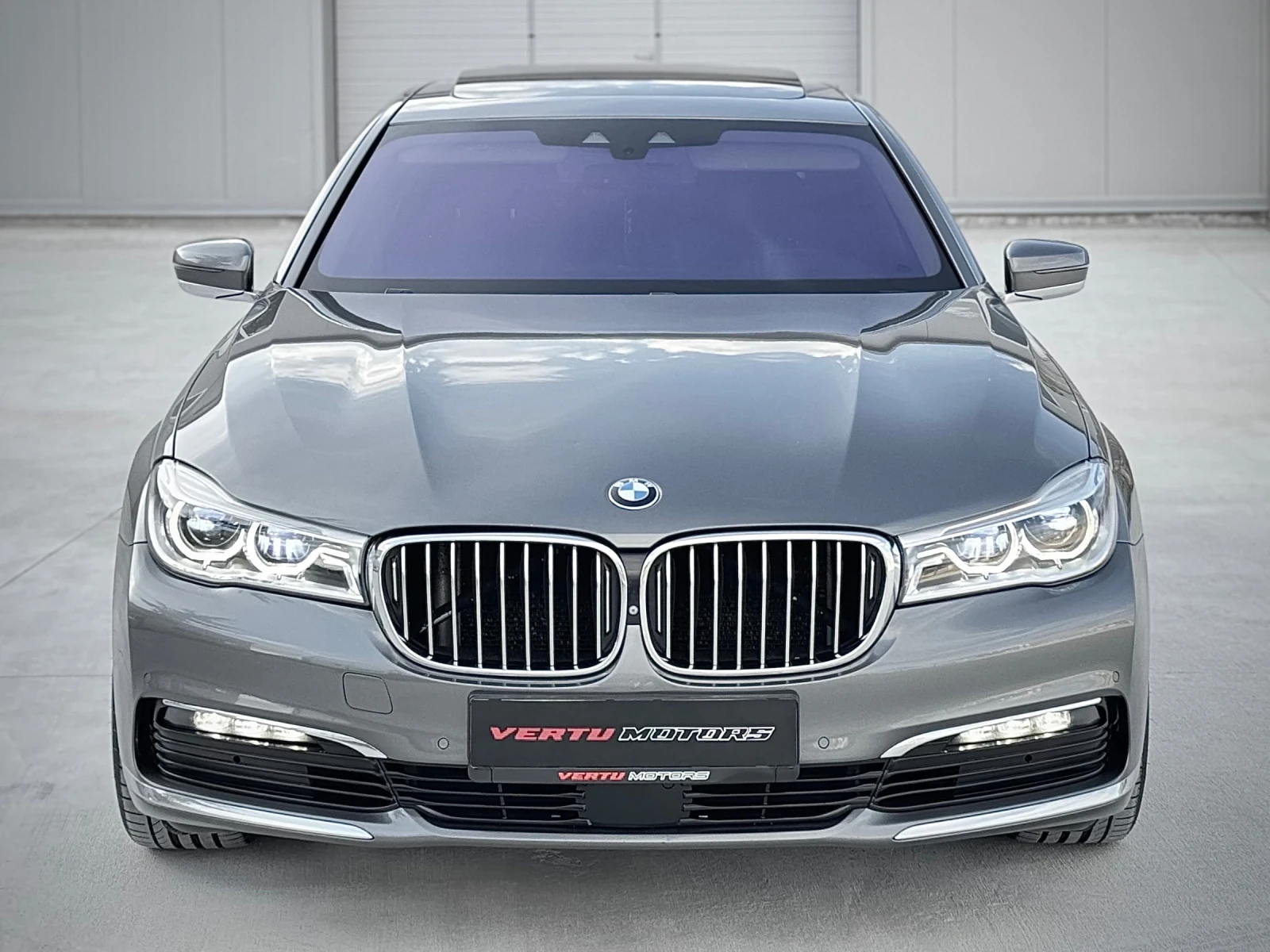 BMW 730 xDrive/ 8ZF/ BUSINESS CHAUFFEUR PACK/ 3xTV/ CARBON - изображение 2