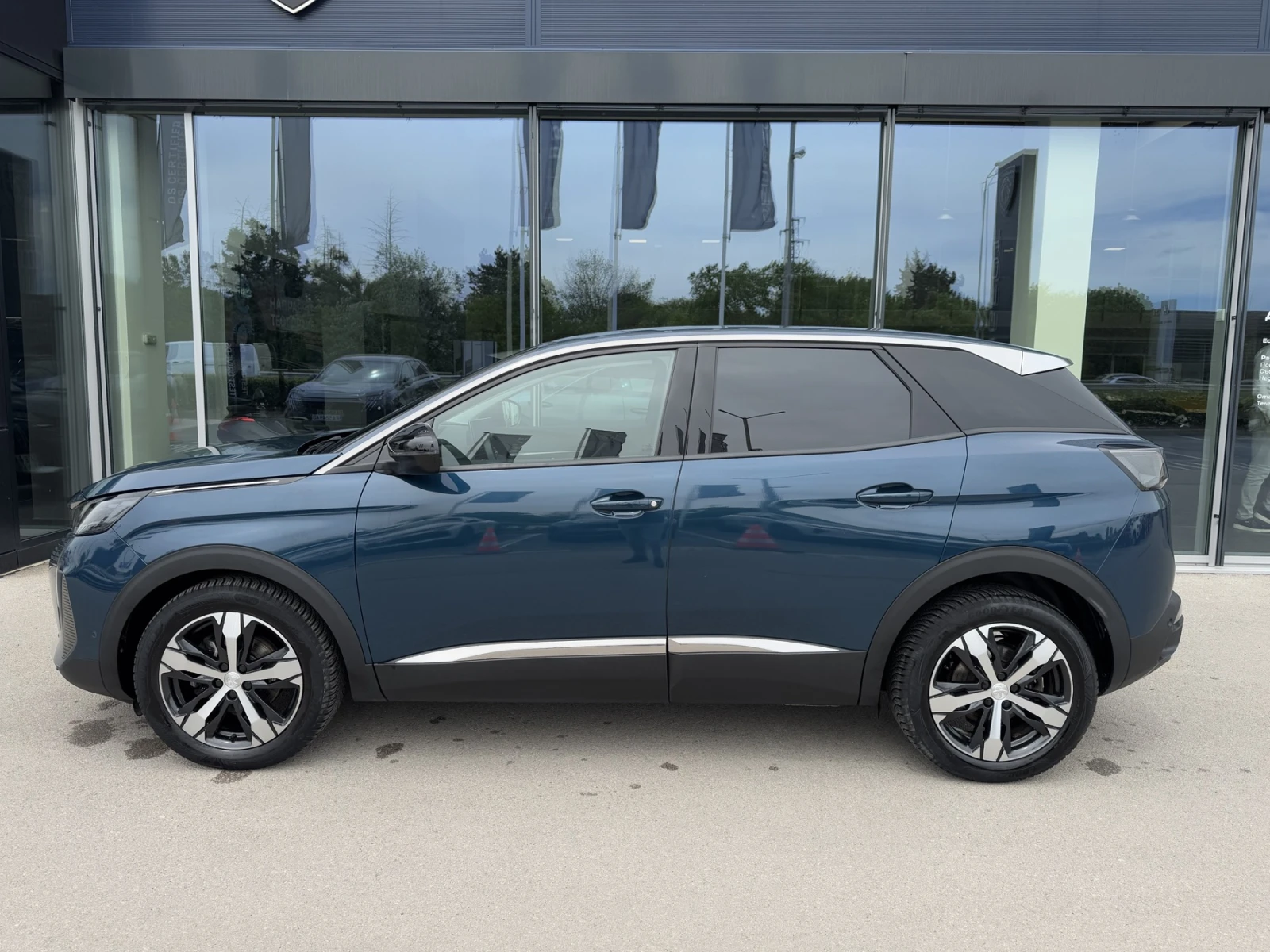 Peugeot 3008 ALLURE PACK 1.2 PureTech 130 S&S BVM6 EURO 6 - изображение 7