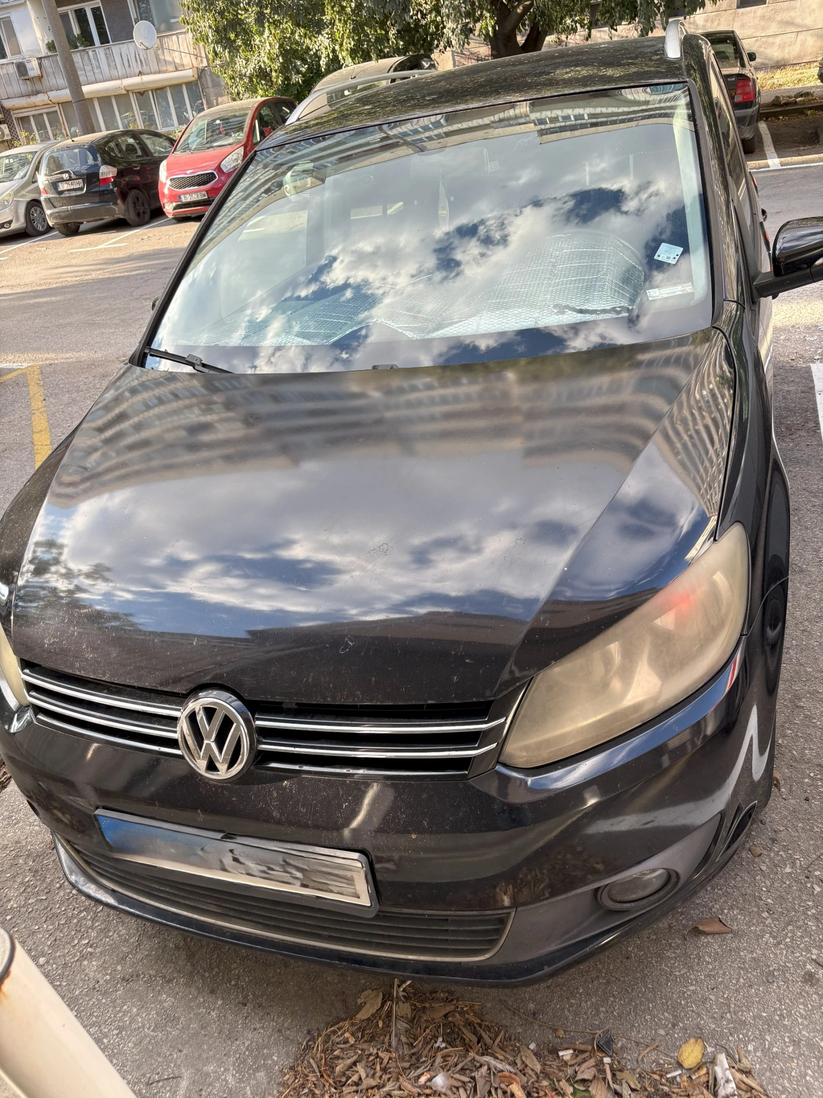 VW Touran 1.4 TSI Метан-Бензин, Евро 5А, Черен Металик - изображение 3