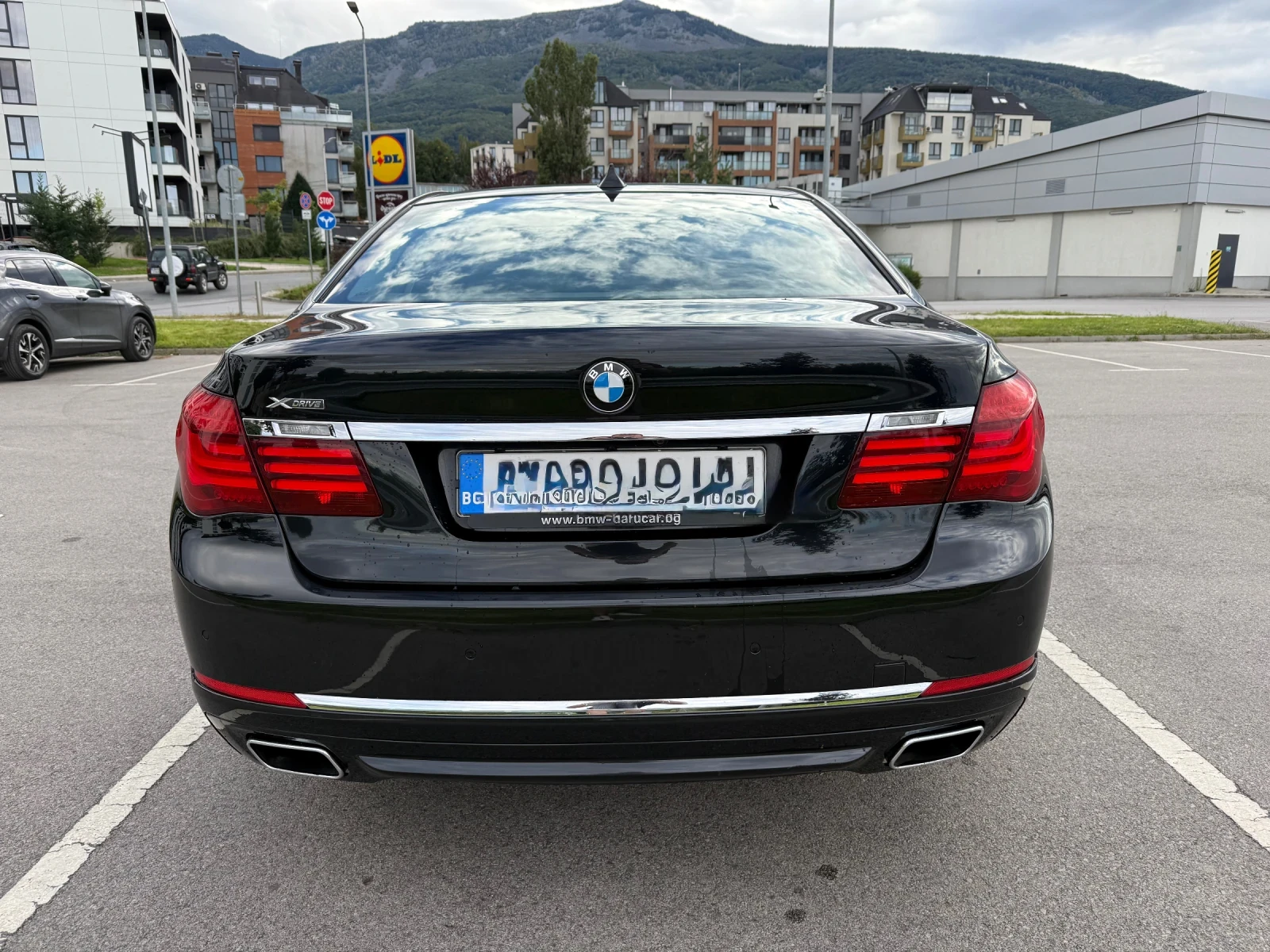 BMW 740  - изображение 4