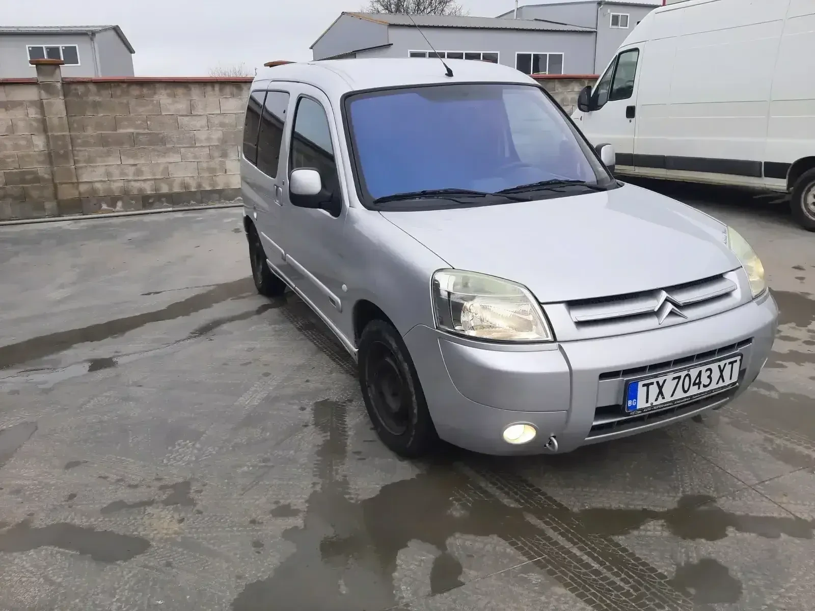Citroen Berlingo 2.0 HDi, снимка 17 - Автомобили и джипове - 54088067