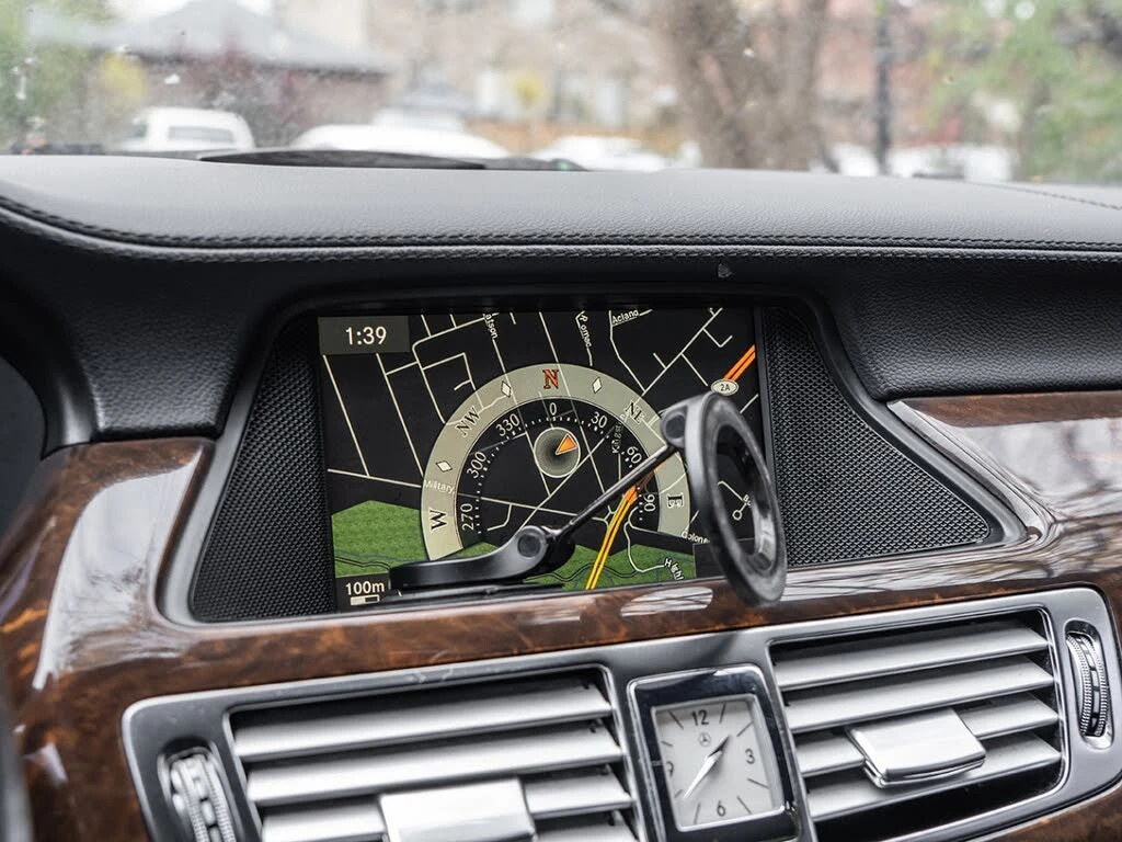 Mercedes-Benz CLS 550 4MATIC* ����������* (���� �� ��) | Mobile.bg � ����������� 11