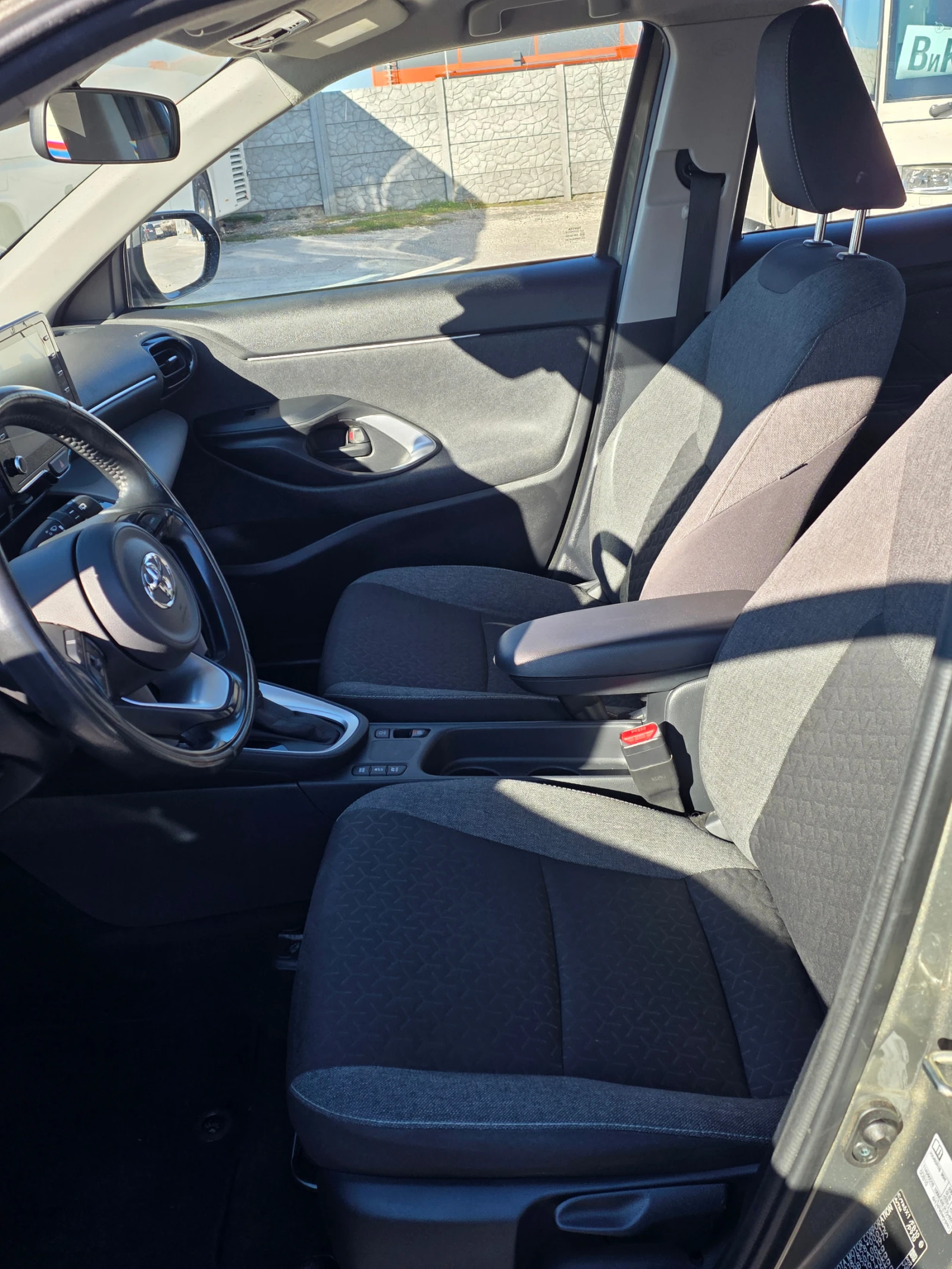 Toyota Yaris Cross 116h Dynamic Business + Programme Beyond Zero Acad | Mobile.bg � ����������� 9