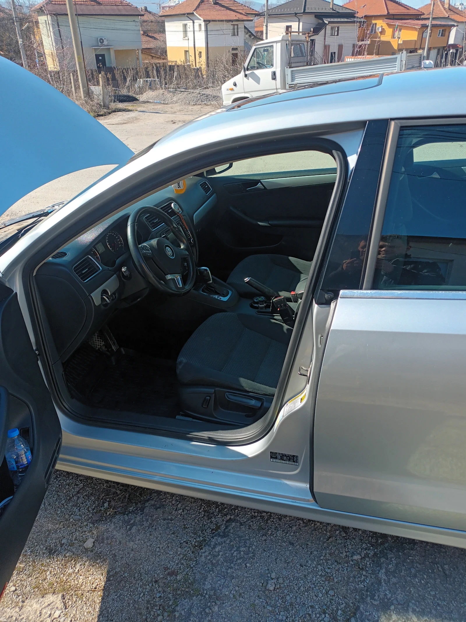 VW Jetta, снимка 7 - Автомобили и джипове - 53718619