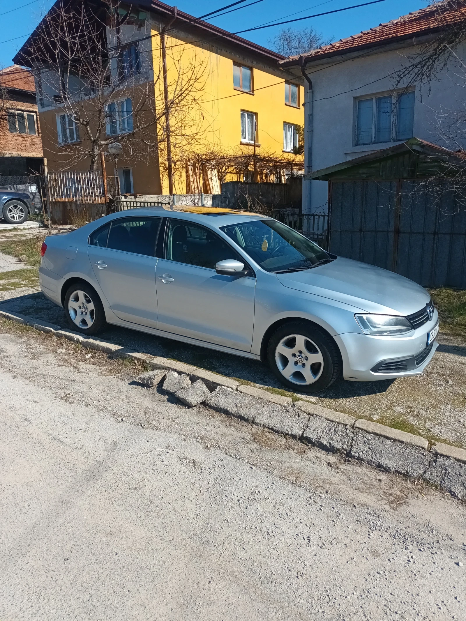 VW Jetta, снимка 4 - Автомобили и джипове - 53718619