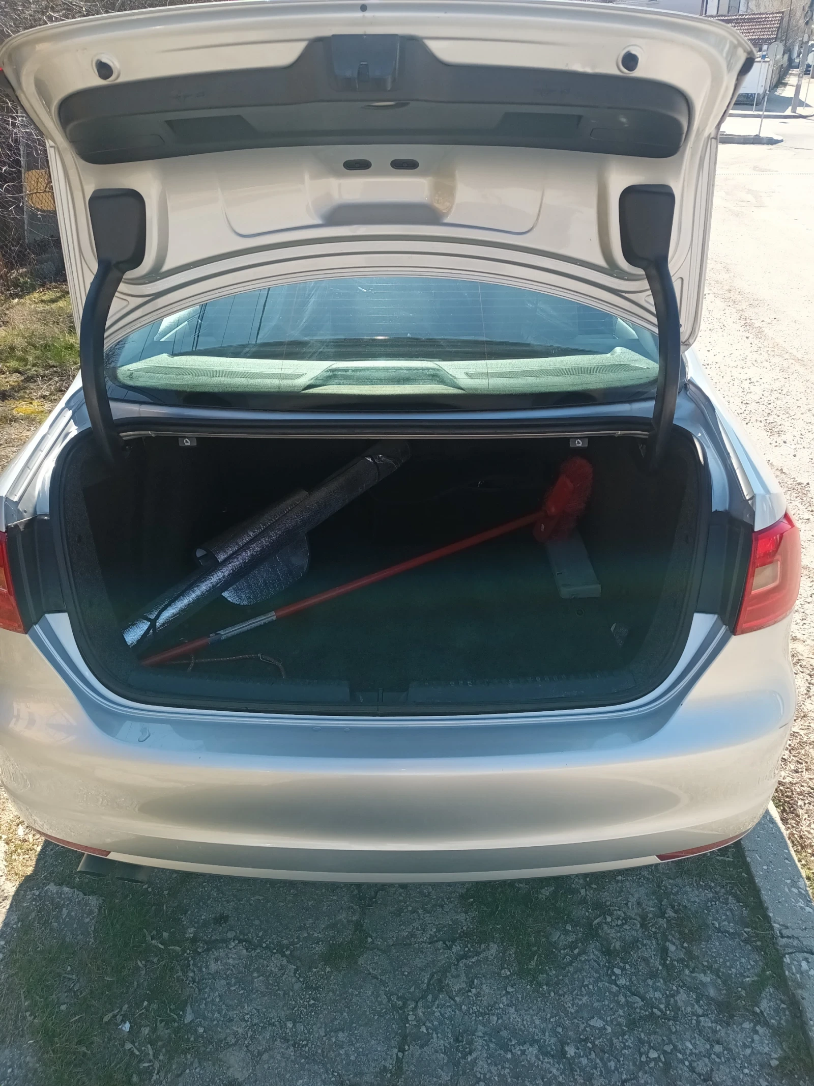 VW Jetta, снимка 5 - Автомобили и джипове - 53718619