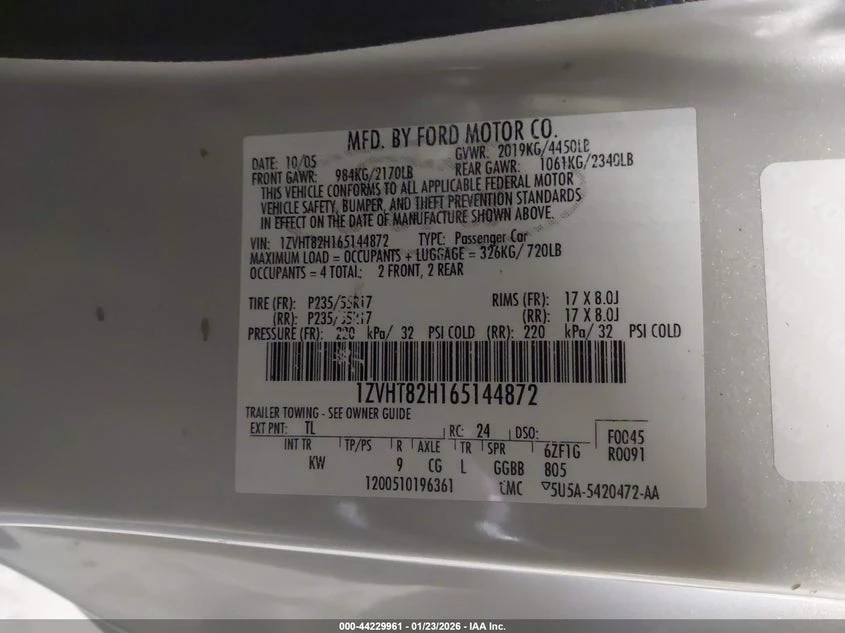 Ford Mustang GT Deluxe - изображение 9