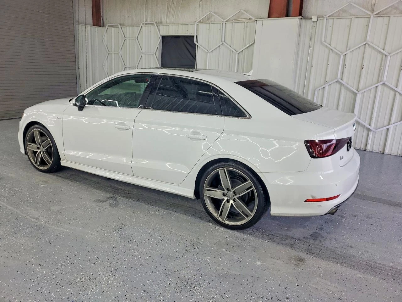 Audi A3 PREMIUM PLUS S-LINE, снимка 4 - Автомобили и джипове - 53885055