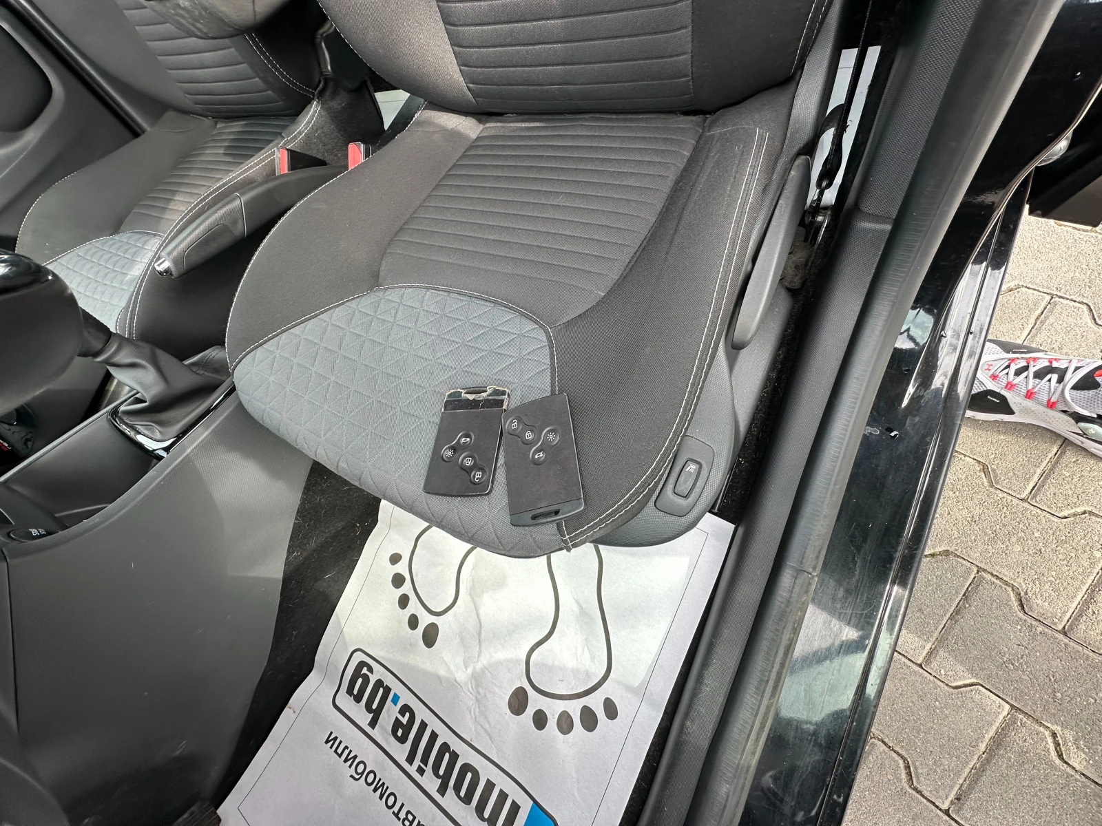 Renault Clio 0.9 TCe 90�.� | Mobile.bg � ����������� 13