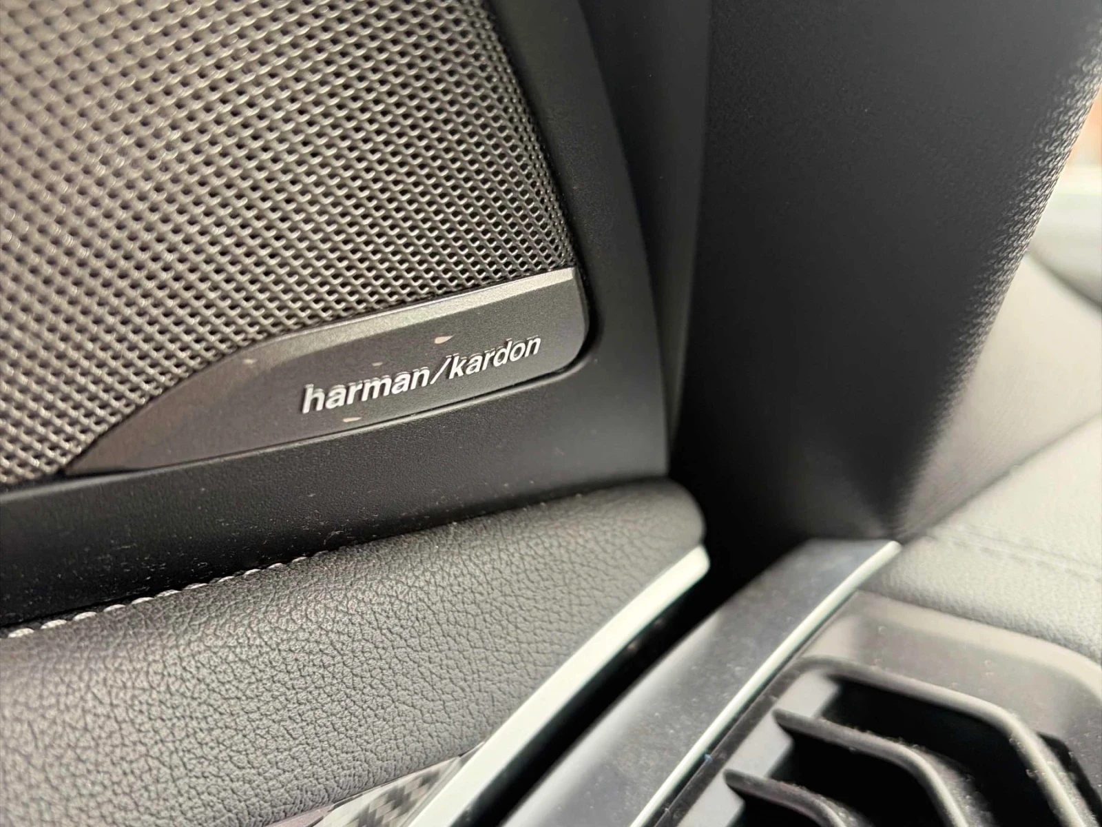 BMW X4 М COMPETITION * CARBON * HEAD UP * H/K, снимка 11 - Автомобили и джипове - 54527764