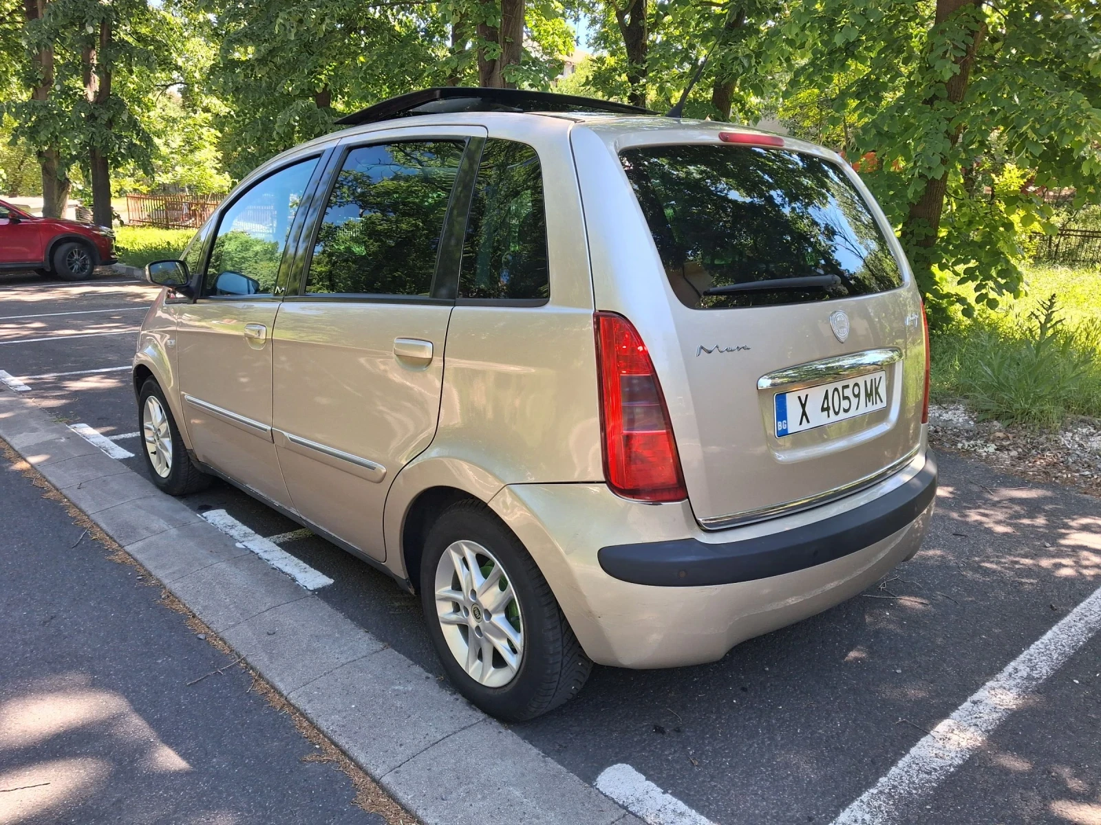 Lancia Musa 1.3JTD PLAT?NO 133.037 КМ ПАНОРАМА КОЖА КЛИМАТРОНИ
