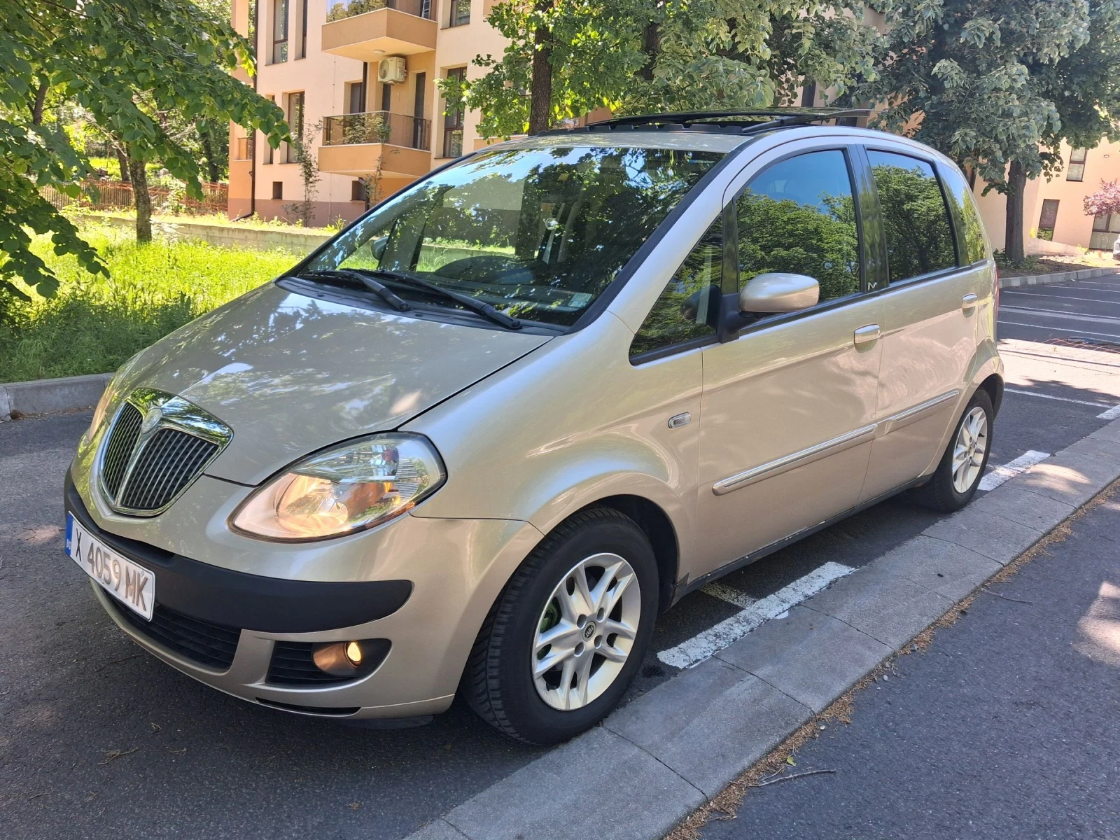 Lancia Musa 1.3JTD PLAT?NO 133.037 КМ ПАНОРАМА КОЖА КЛИМАТРОНИ, снимка 5 - Автомобили и джипове - 54608834