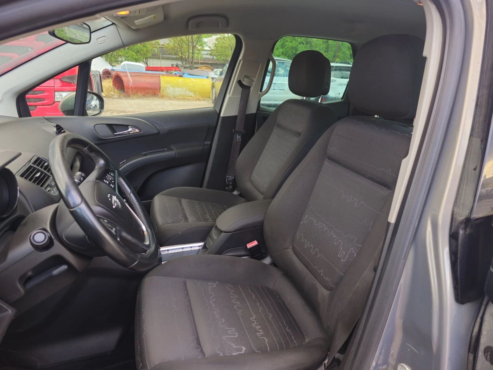 Opel Meriva Заводско LPG, снимка 7 - Автомобили и джипове - 54714342
