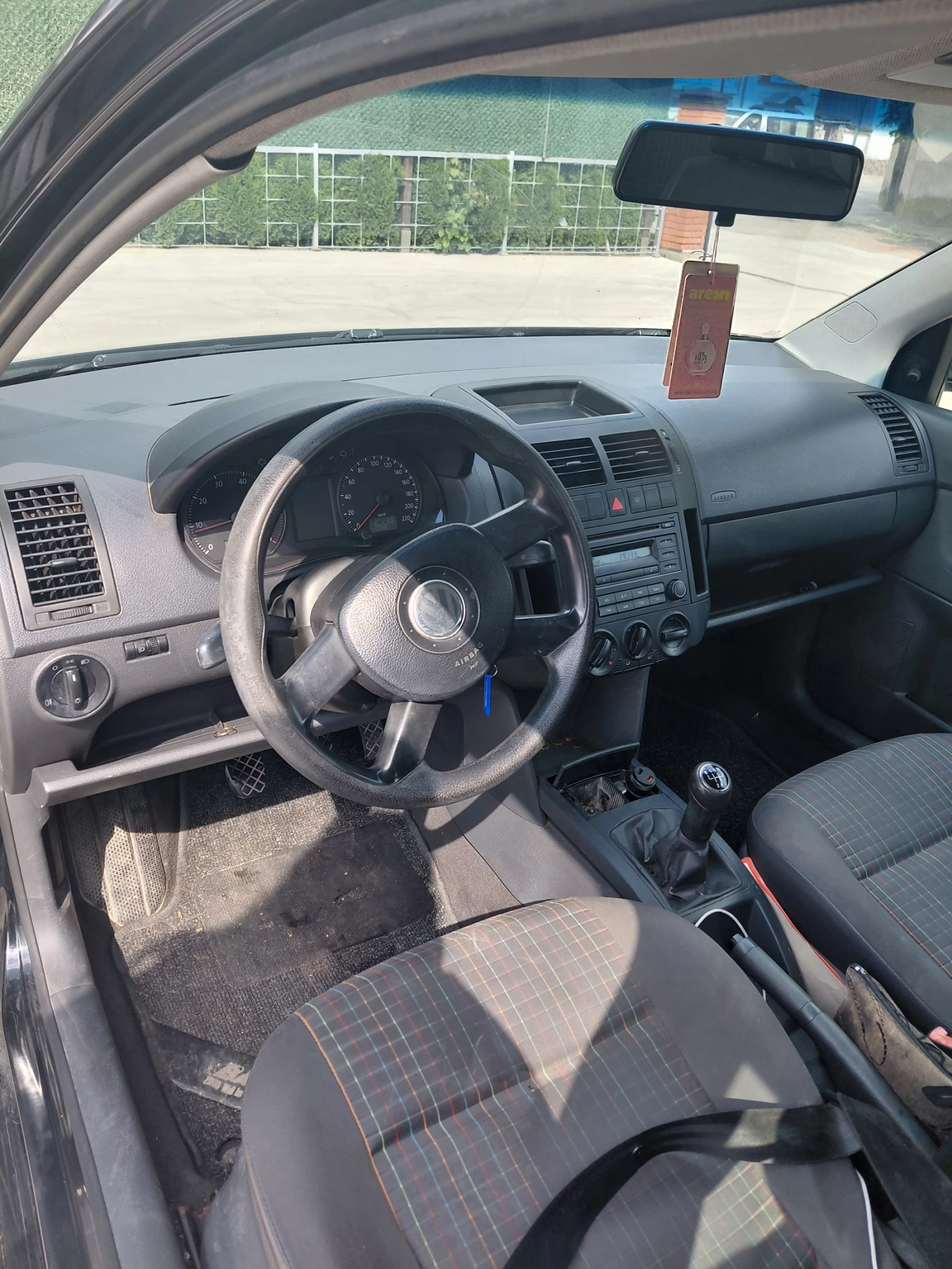VW Polo, снимка 8 - Автомобили и джипове - 54824810