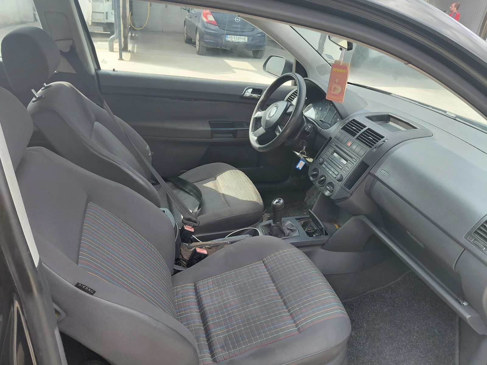 VW Polo, снимка 6 - Автомобили и джипове - 54824810
