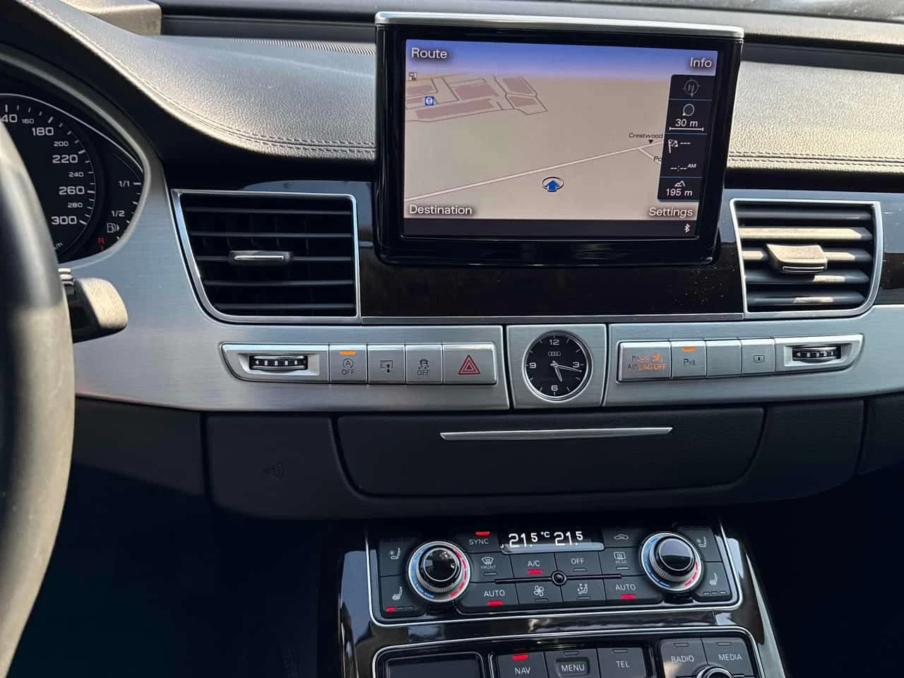 Audi A8 * 4.0 TFSI quattro tiptronic * CARFAX * БЕЗ ПЪРВОН, снимка 9 - Автомобили и джипове - 54886848