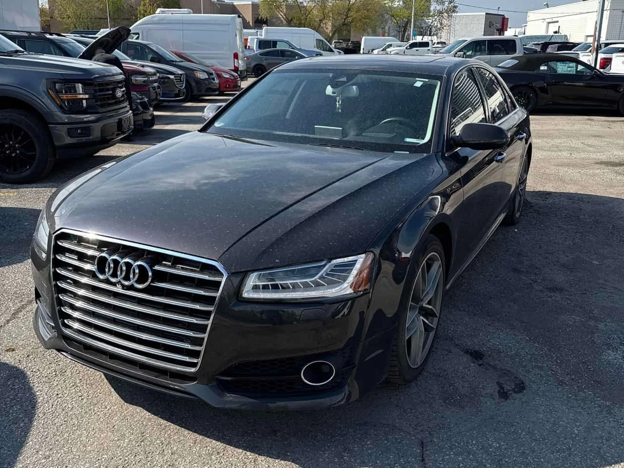 Audi A8 * 4.0 TFSI quattro tiptronic * CARFAX * БЕЗ ПЪРВОН