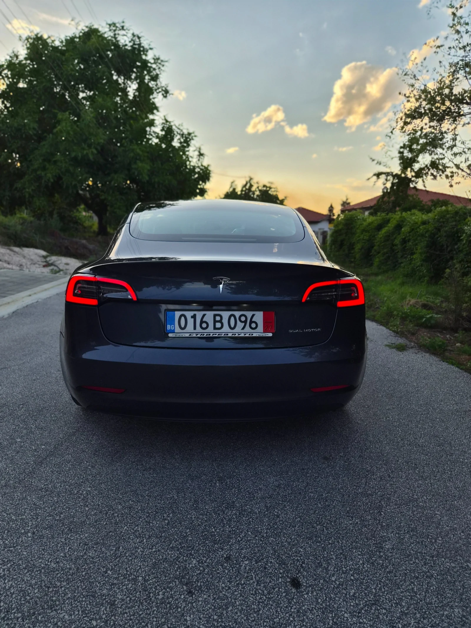 Tesla Model 3 21г/Long Range/Dual Motor/100000km, снимка 6 - Автомобили и джипове - 54921245