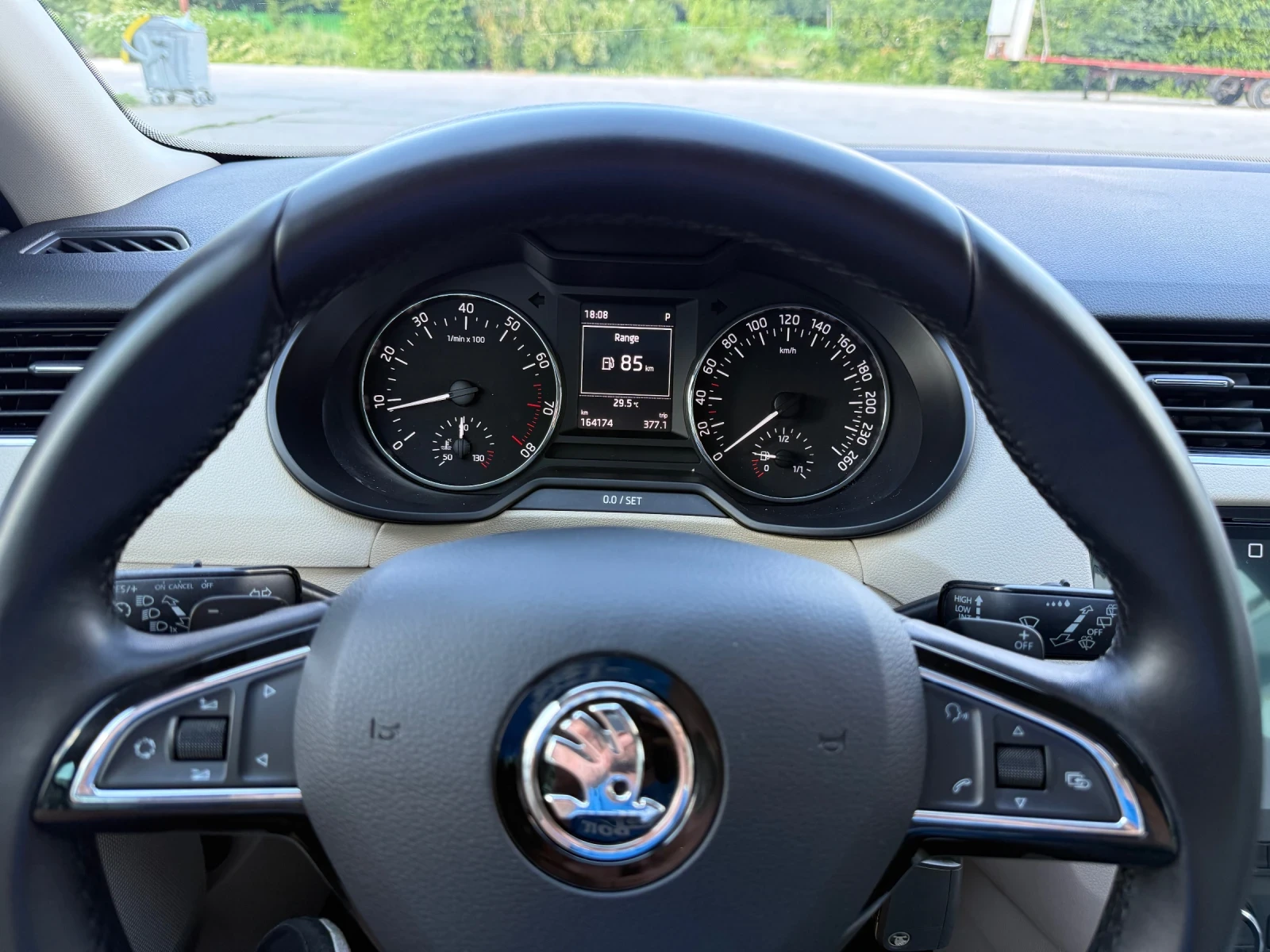 Skoda Octavia 1.8TSi / DSG, снимка 12 - Автомобили и джипове - 55003270