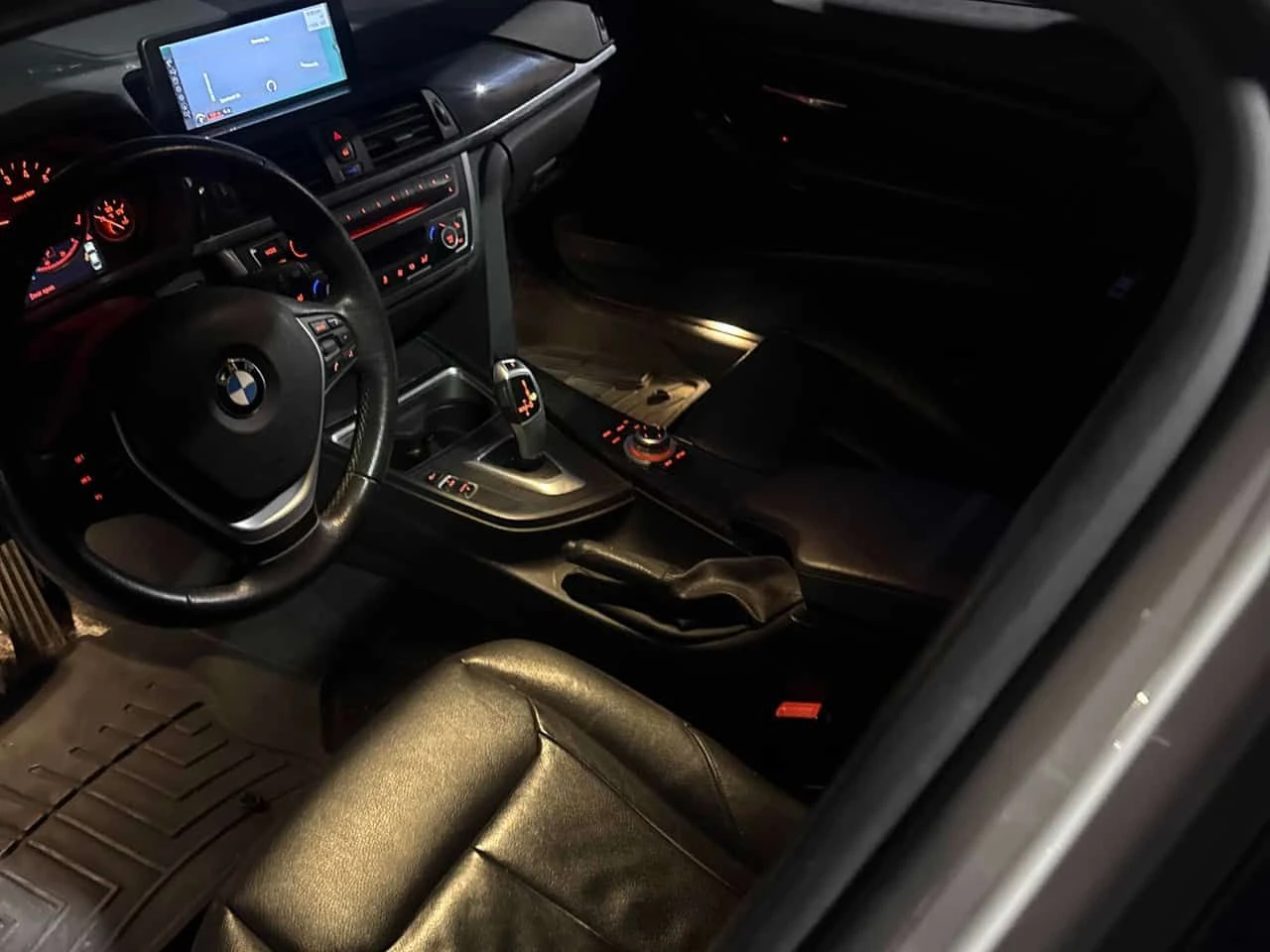 BMW 328 * 328i xDrive * АВТОКРЕДИТ БЕЗ ПЪРВОНАЧАЛНА ВНОСКА, снимка 5 - Автомобили и джипове - 55096435