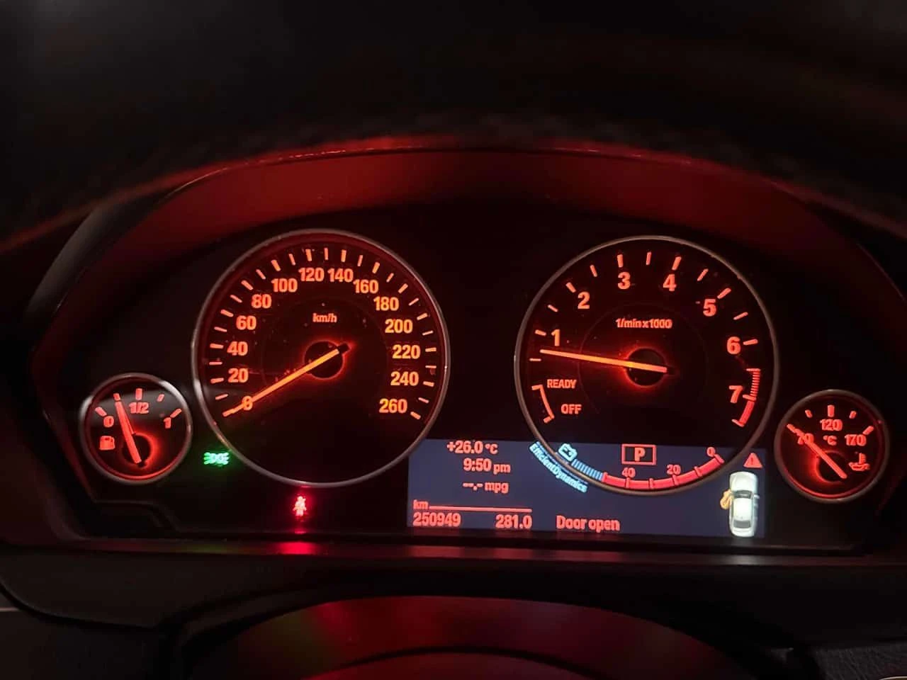 BMW 328 * 328i xDrive * АВТОКРЕДИТ БЕЗ ПЪРВОНАЧАЛНА ВНОСКА, снимка 8 - Автомобили и джипове - 55096435