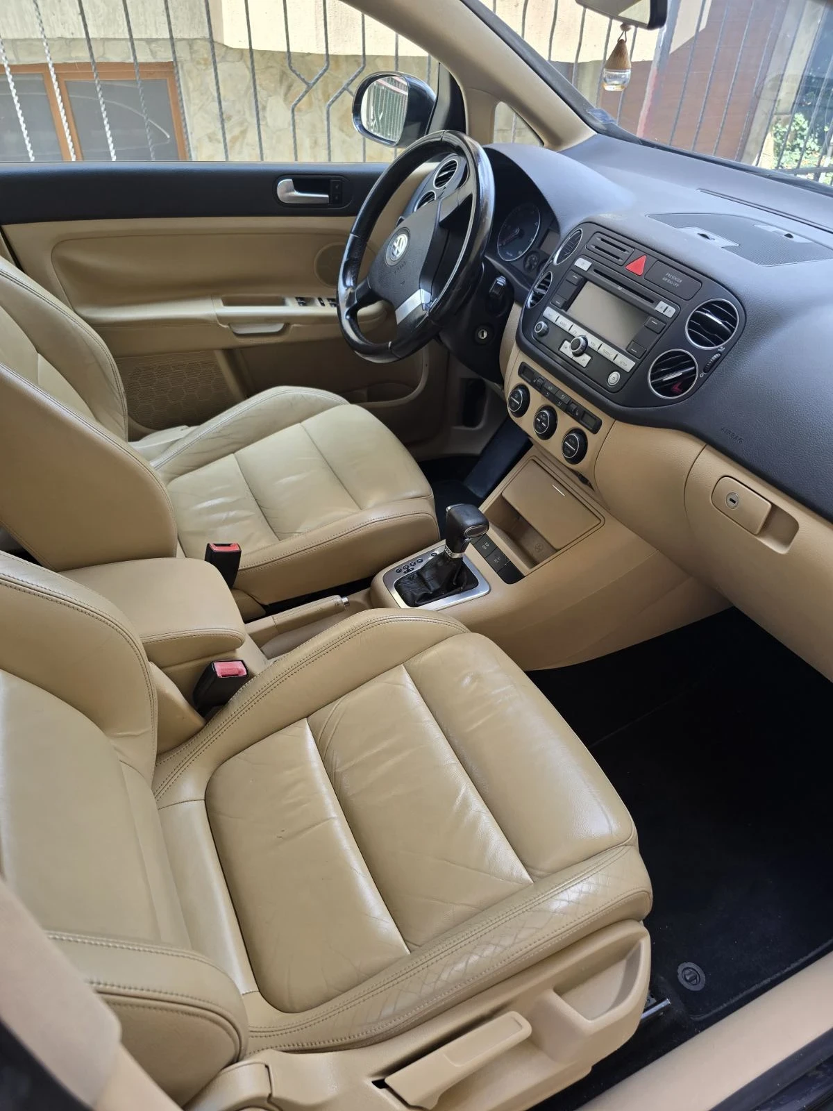 VW Golf Plus TDi, снимка 17 - Автомобили и джипове - 55179892