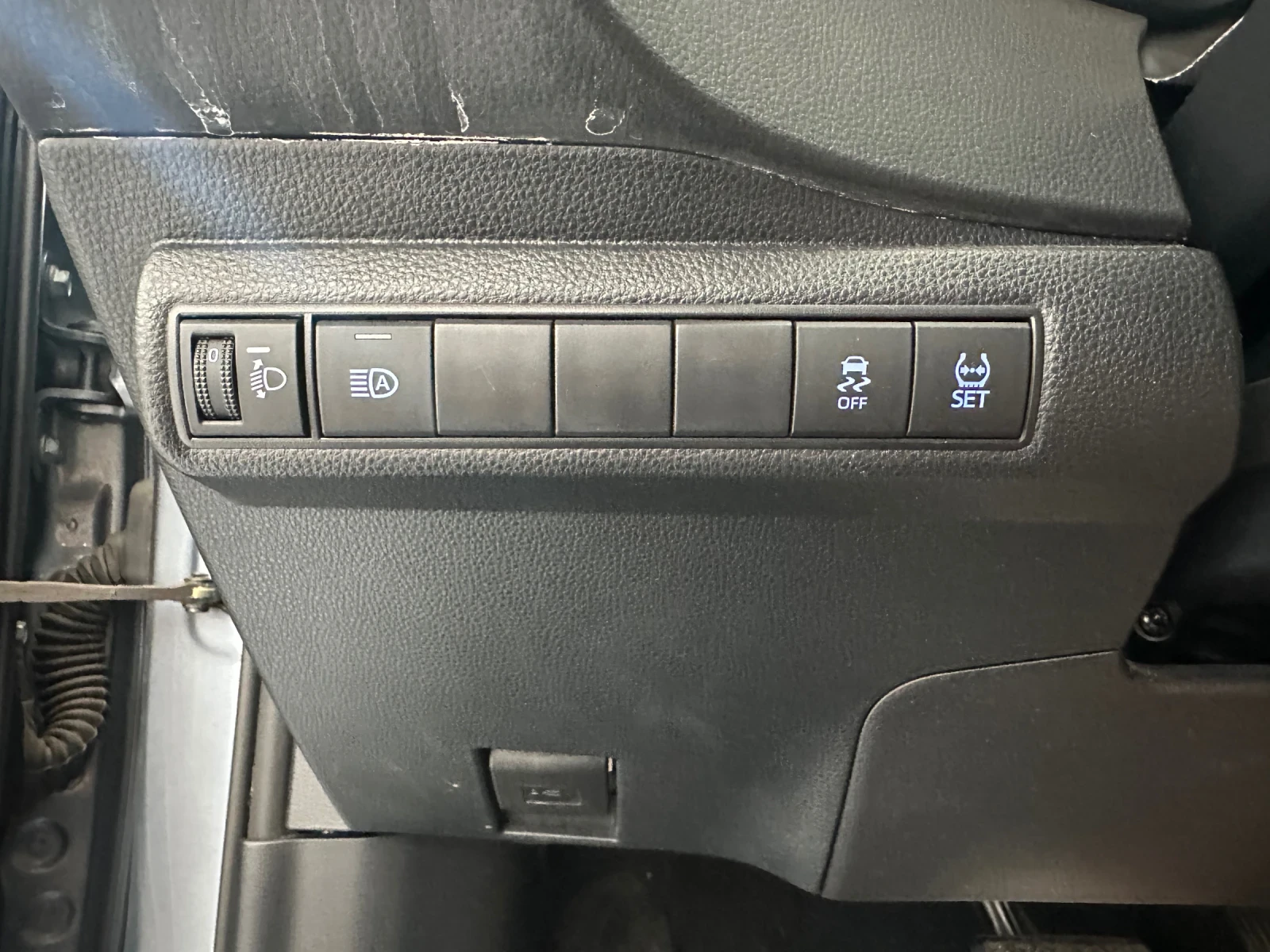 Toyota Corolla Executive, снимка 17 - Автомобили и джипове - 55231694