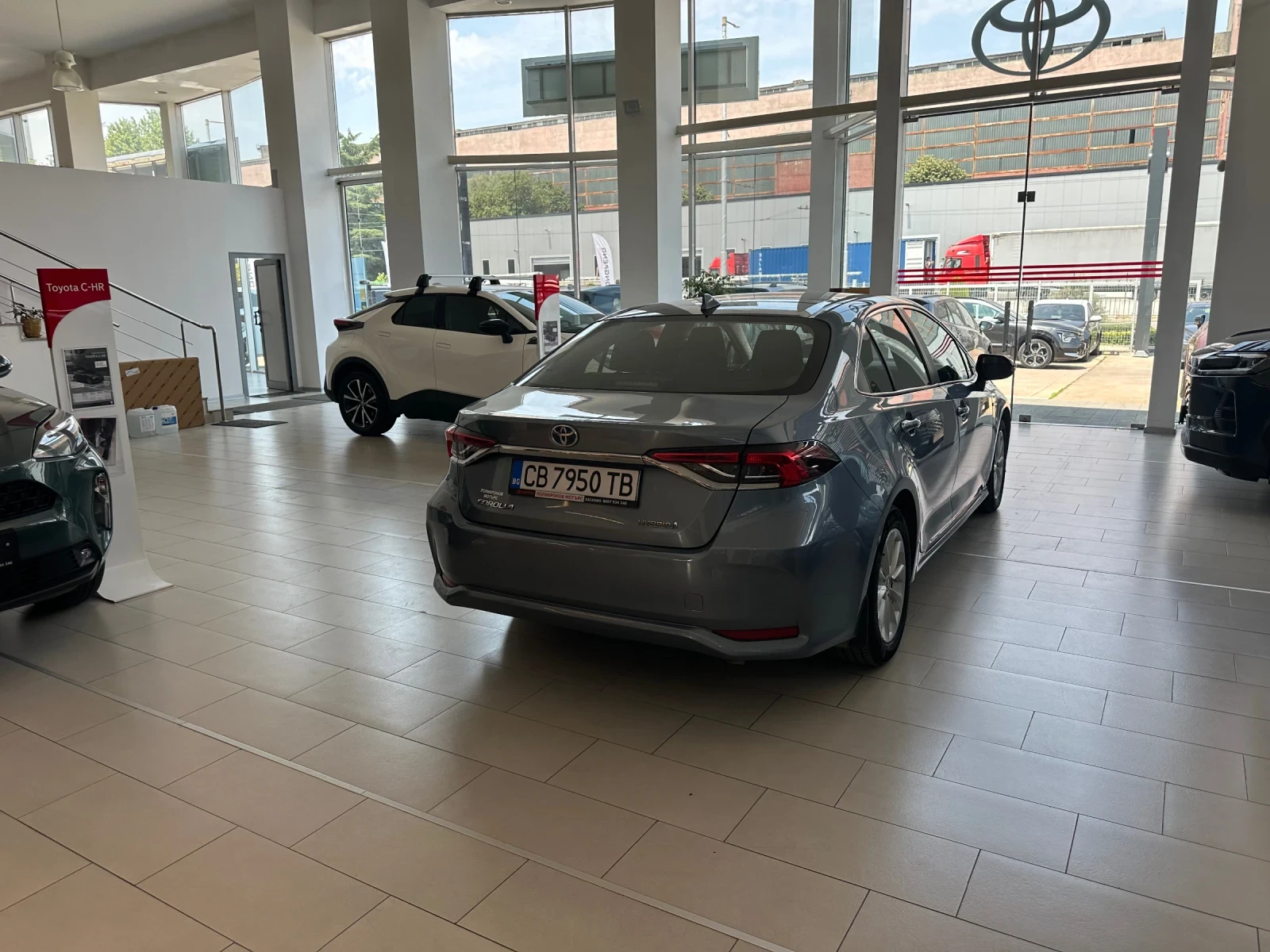 Toyota Corolla Executive, снимка 6 - Автомобили и джипове - 55231694