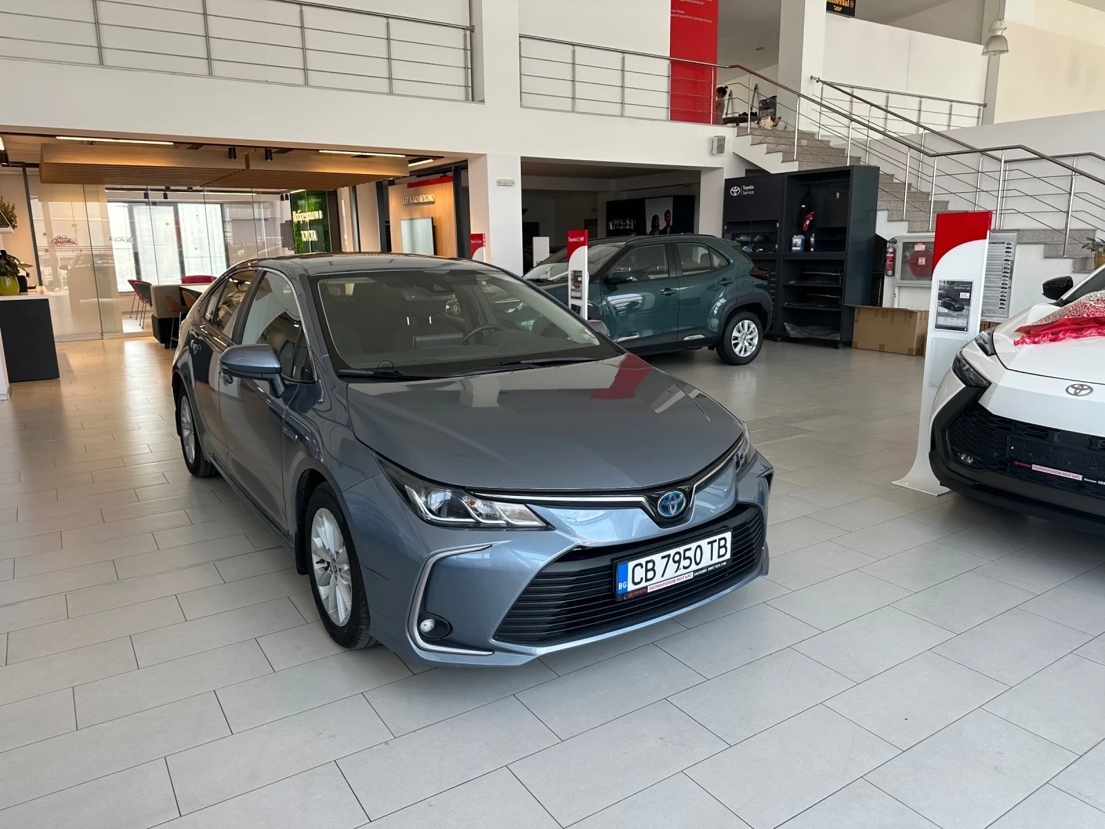 Toyota Corolla Executive, снимка 7 - Автомобили и джипове - 55231694