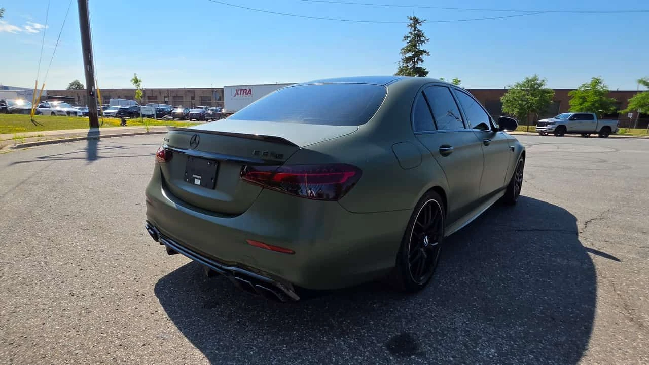 Mercedes-Benz E 63 AMG  S 4MATIC+ Sedan * CARFAX * ОПЦИЯ ЗА ФИНАНСИРАНЕ, снимка 13 - Автомобили и джипове - 55311995