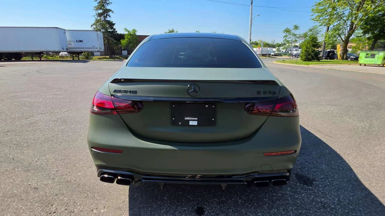 Mercedes-Benz E 63 AMG  S 4MATIC+ Sedan * CARFAX * ОПЦИЯ ЗА ФИНАНСИРАНЕ, снимка 4 - Автомобили и джипове - 55311995