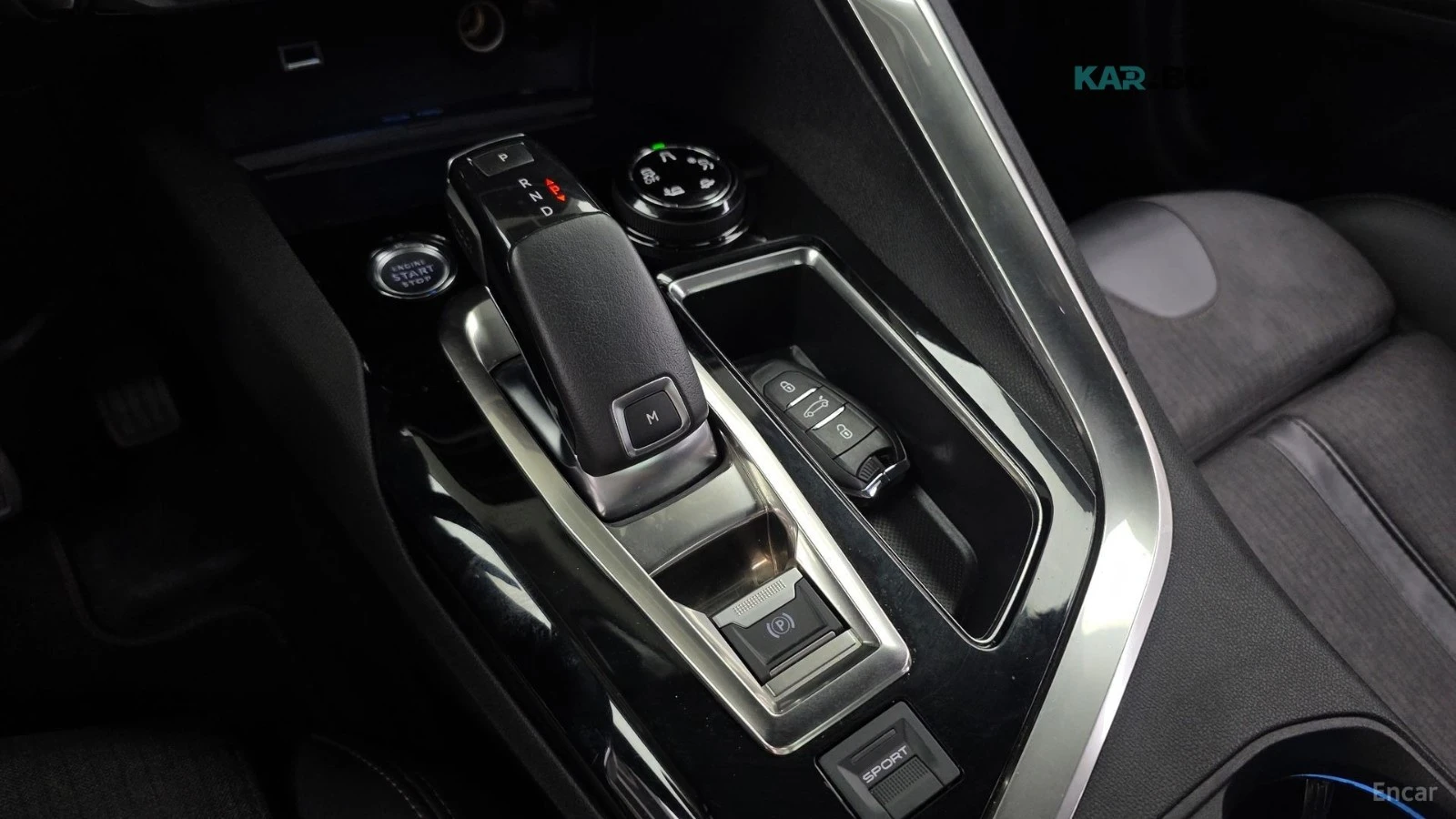 Peugeot 5008 * GT* KEYLESS* Camera* ПОДГРЕВ* , снимка 9 - Автомобили и джипове - 55326022