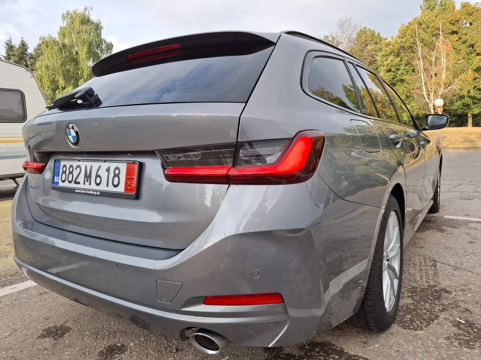 BMW 318 FACELIFT* 2.0 DIZEL * MILD HYBRIT, снимка 3 - Автомобили и джипове - 56046380