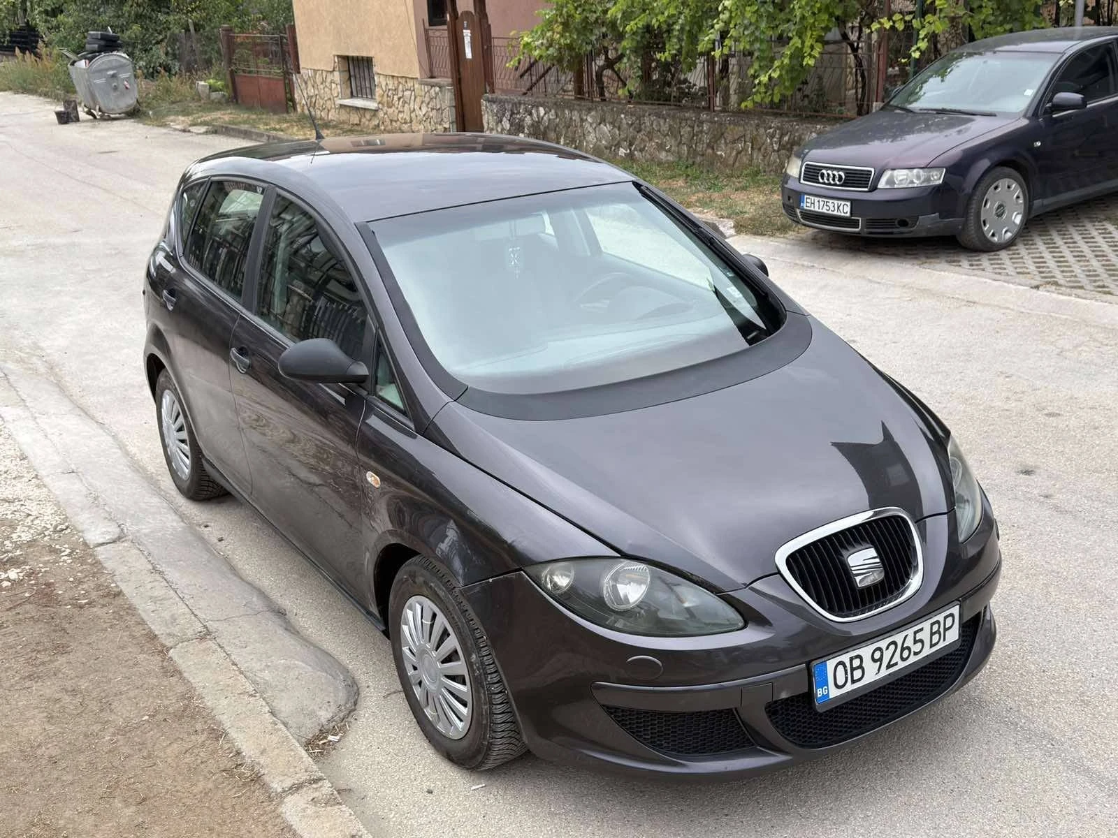 Seat Altea 1.9 105кс, снимка 3 - Автомобили и джипове - 56226489