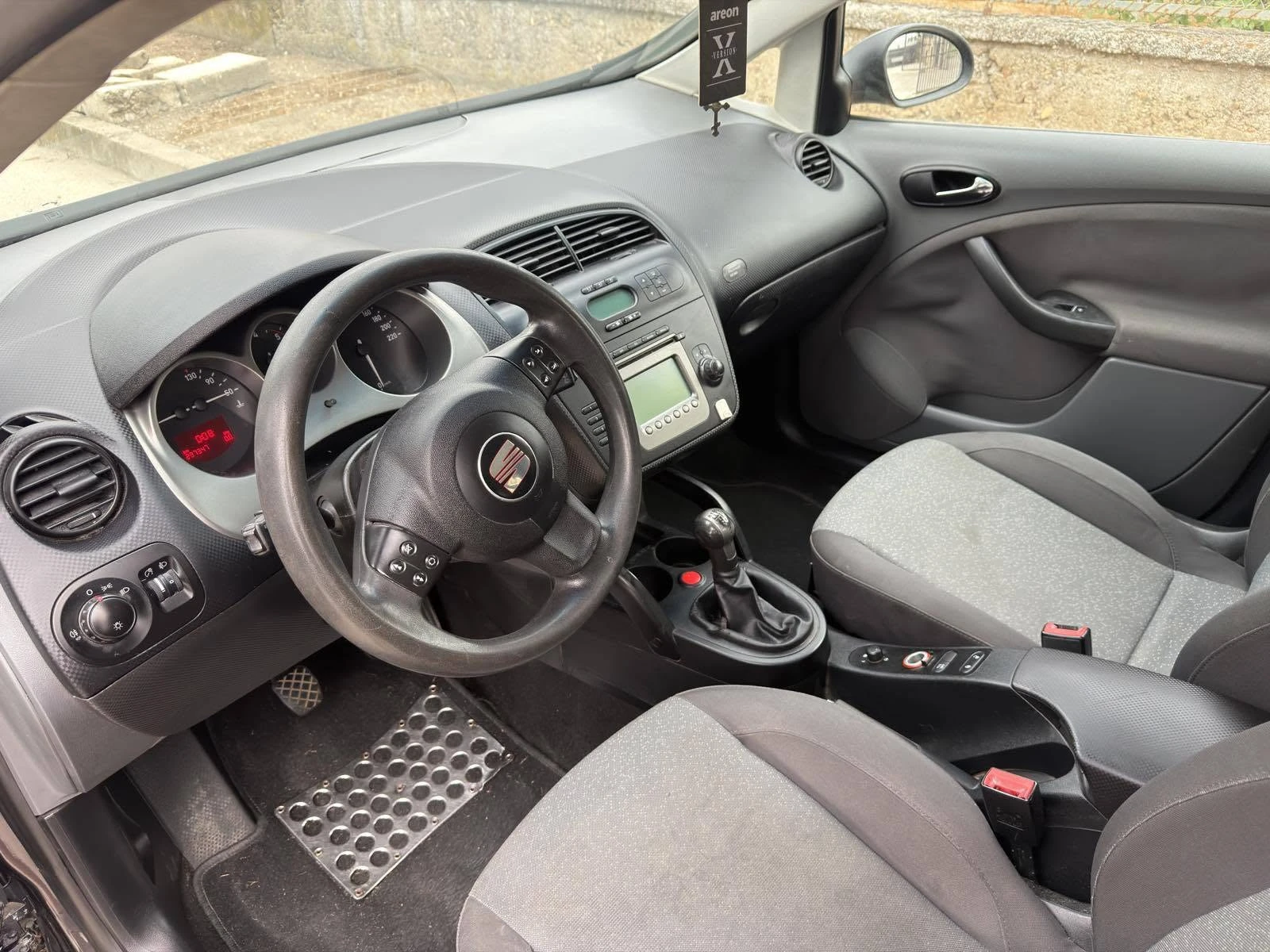 Seat Altea 1.9 105кс, снимка 5 - Автомобили и джипове - 56226489
