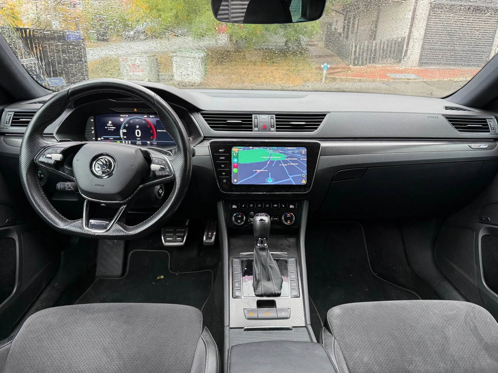 Skoda Superb 2.0 TDI DSG Sport Line, снимка 10 - Автомобили и джипове - 56522021