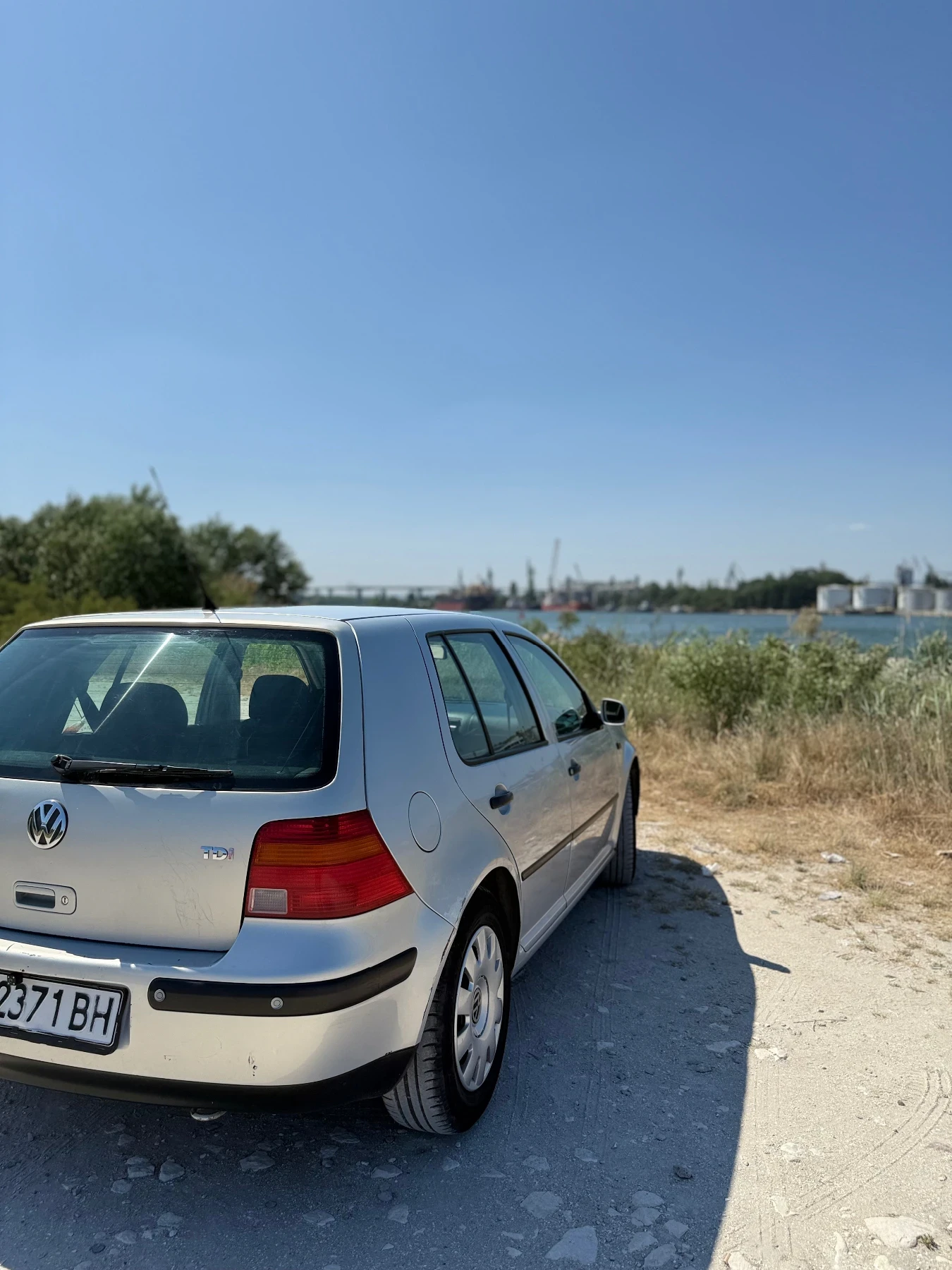 VW Golf, снимка 4 - Автомобили и джипове - 56625698