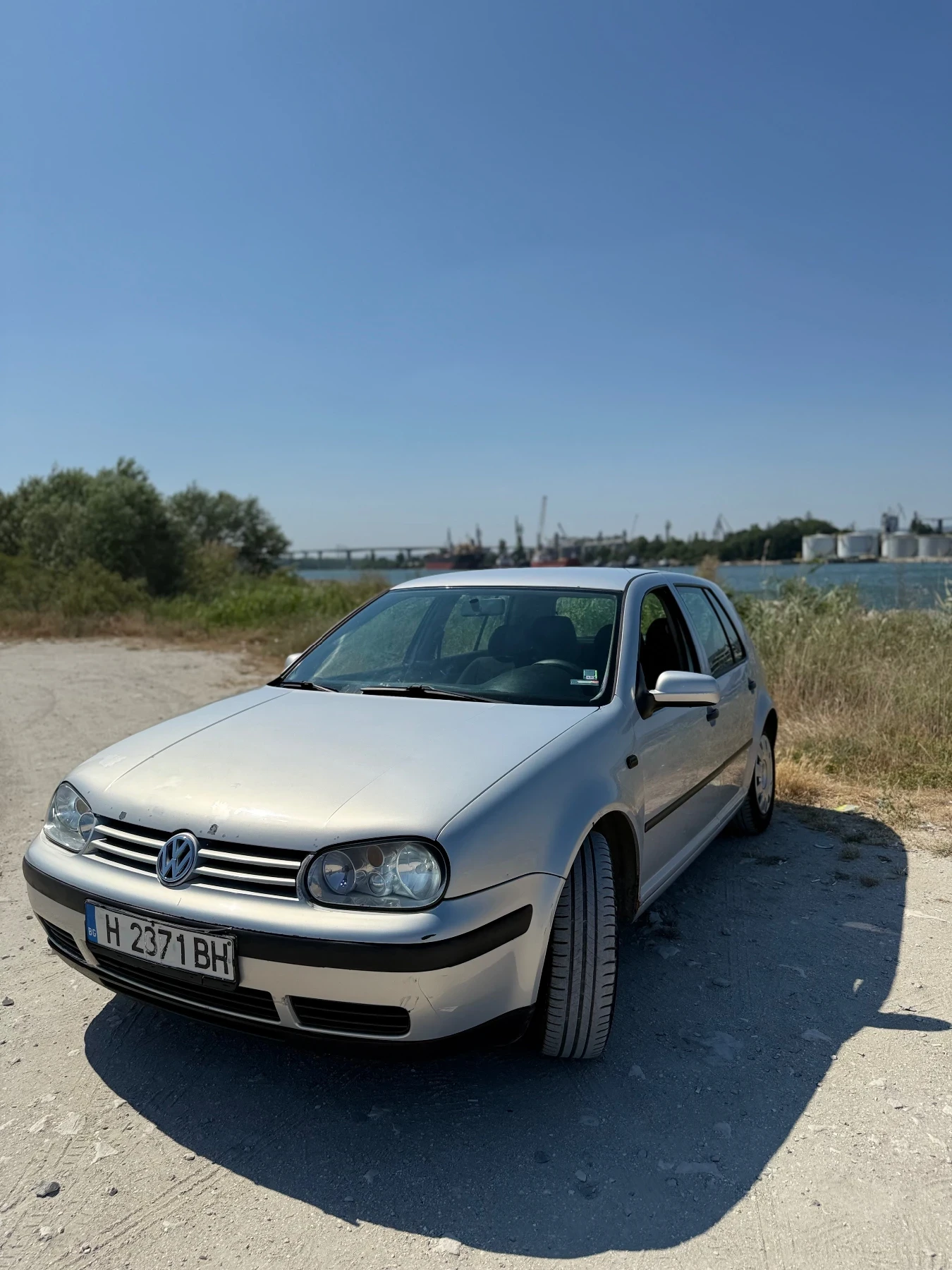 VW Golf, снимка 3 - Автомобили и джипове - 56625698