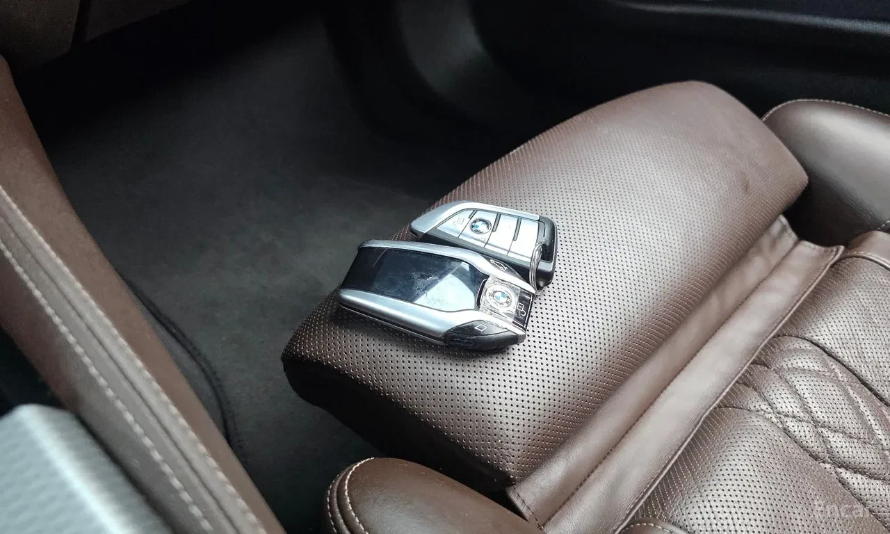 BMW 550 M550d xDrive* 360* HUD* Soft close* ����� | Mobile.bg � ����������� 17