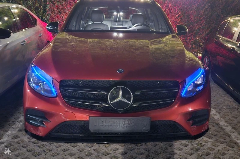 Mercedes-Benz GLC 220 AMG* NIGHT* DISTR* TV* BURMESTER* HEAD-UP* ПЕЧКА* , снимка 2 - Автомобили и джипове - 48576868