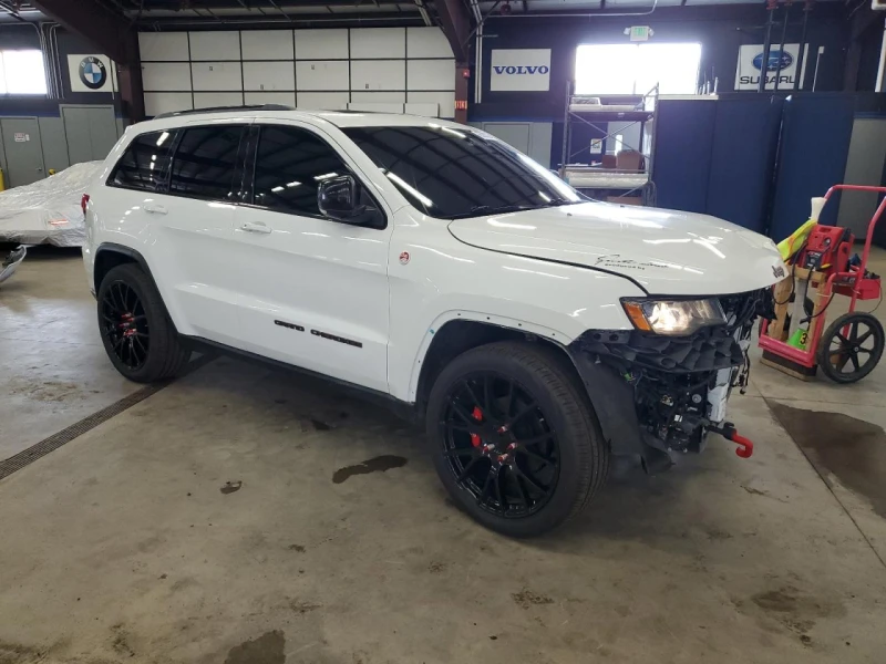 Jeep Grand cherokee TRAILHAWK  , снимка 4 - Автомобили и джипове - 47957339