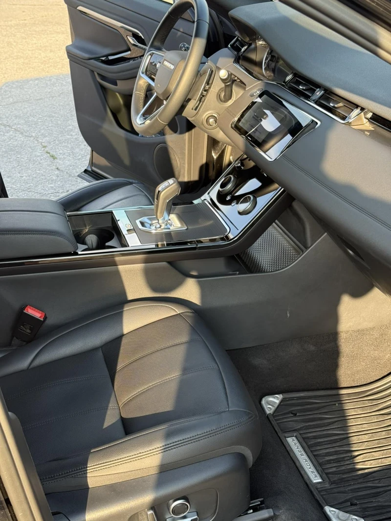 Land Rover Evoque SUV 5D R-DYNAMIC SE 1.5 I3 PHEV 309 PS AWD Auto, снимка 5 - Автомобили и джипове - 52332371