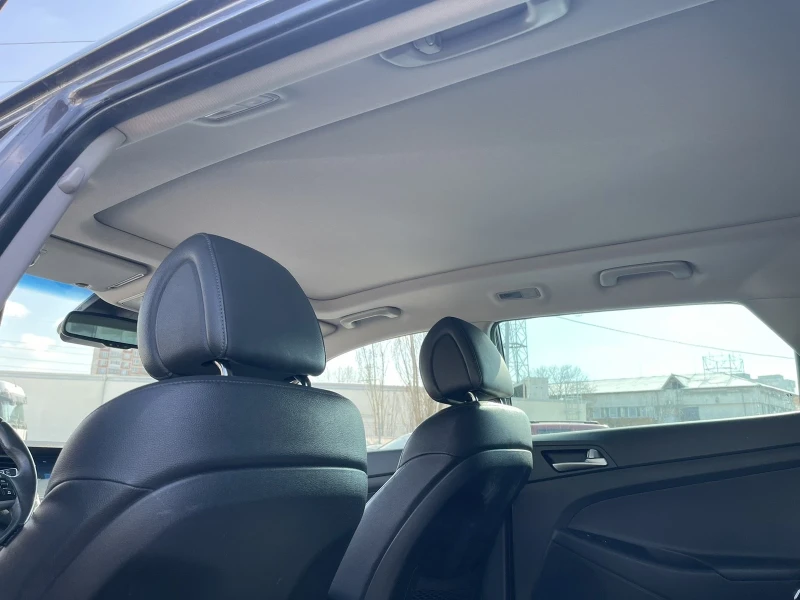 Hyundai Tucson 1.7 CDRi, снимка 6 - Автомобили и джипове - 53249157
