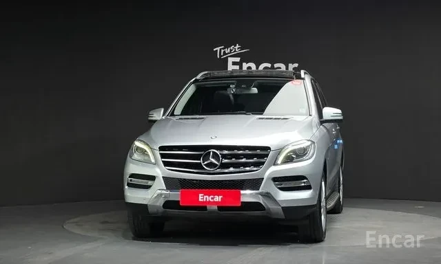Mercedes-Benz ML 350 D | ОБДУХВАНЕ | ПАНОРАМА | AIRMATIC | , снимка 2 - Автомобили и джипове - 55615640