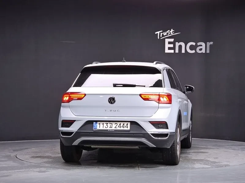 VW T-Roc 2.0 TDI STYLE, снимка 4 - Автомобили и джипове - 56324924