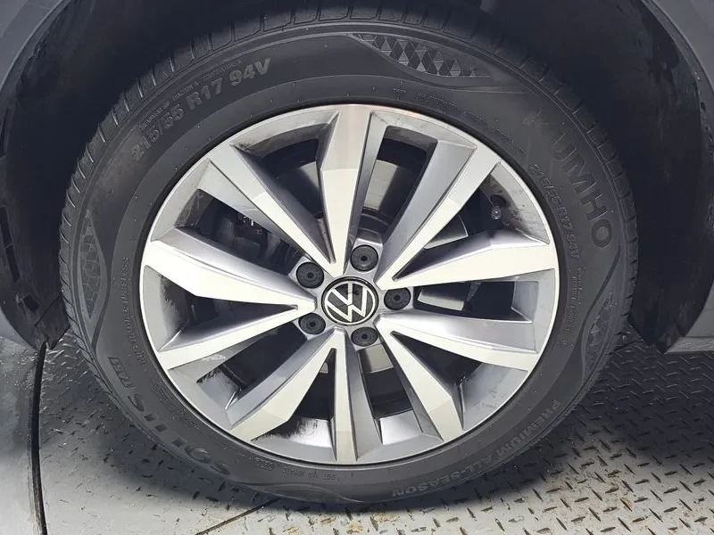 VW T-Roc 2.0 TDI STYLE, снимка 5 - Автомобили и джипове - 56324924